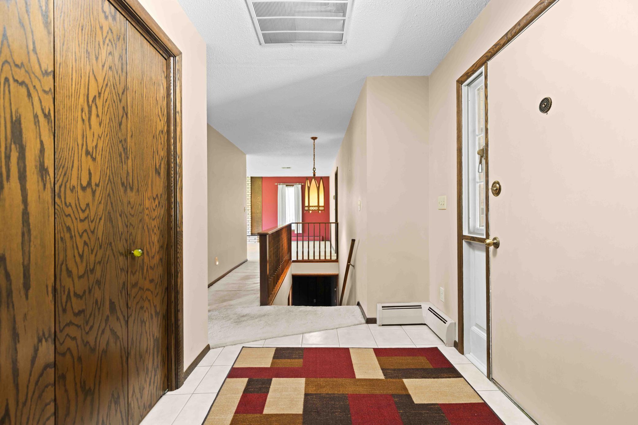 1970 single family home for sale at 501 23rd Avenue S in Fargo, ND — 5 bed, 3 bath (photo 16 of 49)