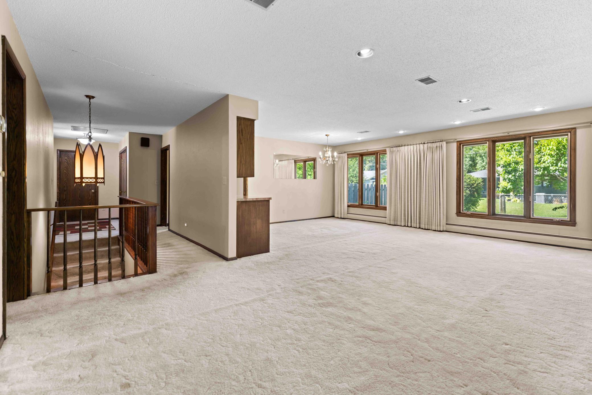 1970 single family home for sale at 501 23rd Avenue S in Fargo, ND — 5 bed, 3 bath (photo 17 of 49)