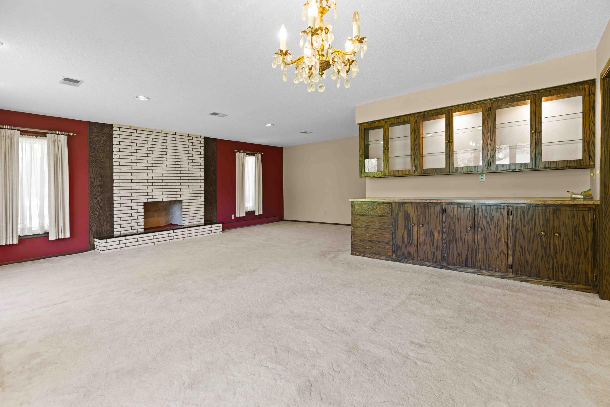 1970 single family home for sale at 501 23rd Avenue S in Fargo, ND — 5 bed, 3 bath (photo 20 of 49)