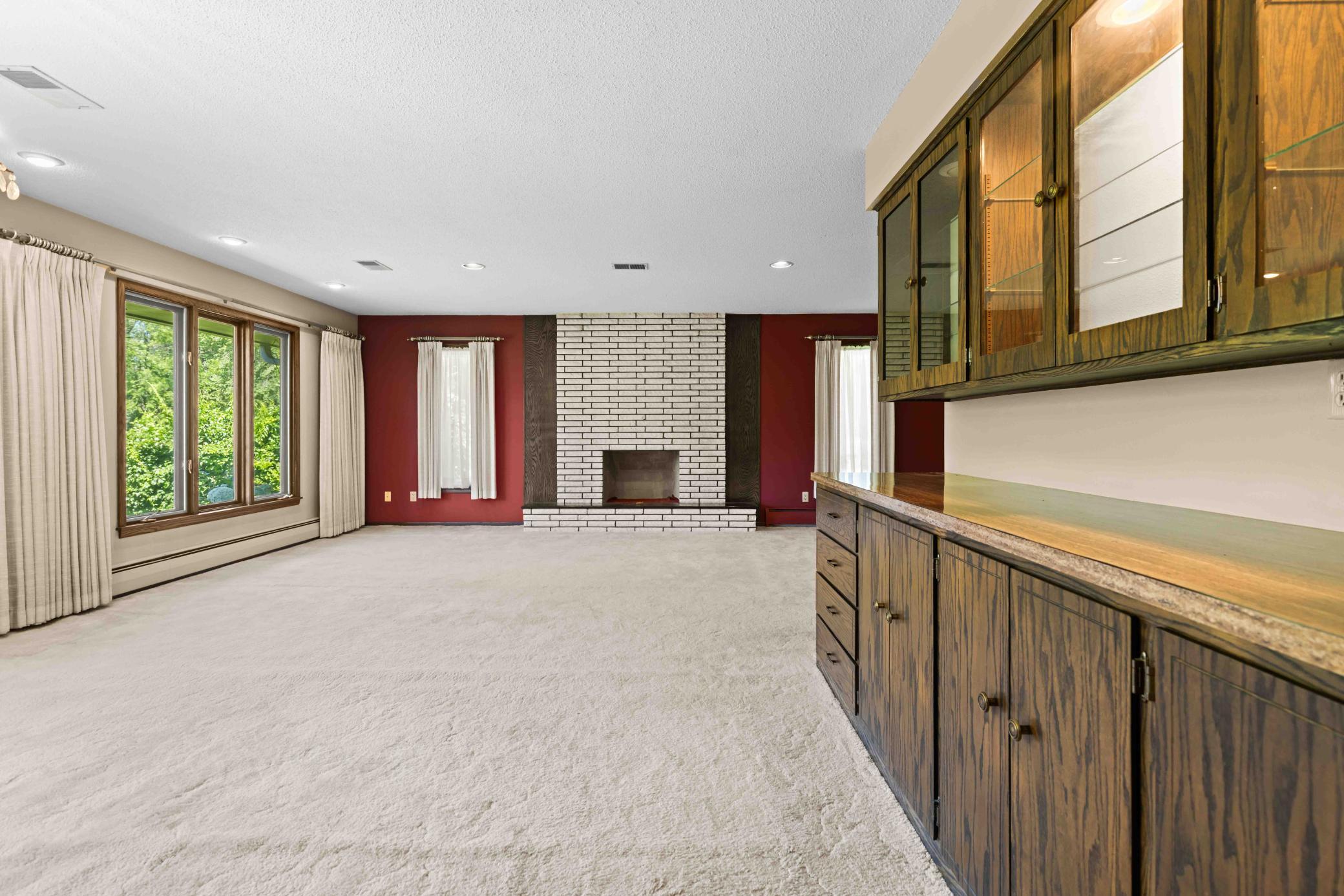 1970 single family home for sale at 501 23rd Avenue S in Fargo, ND — 5 bed, 3 bath (photo 21 of 49)
