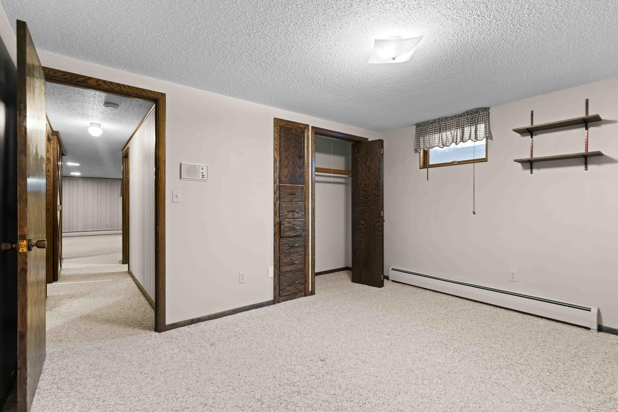 1970 single family home for sale at 501 23rd Avenue S in Fargo, ND — 5 bed, 3 bath (photo 47 of 49)
