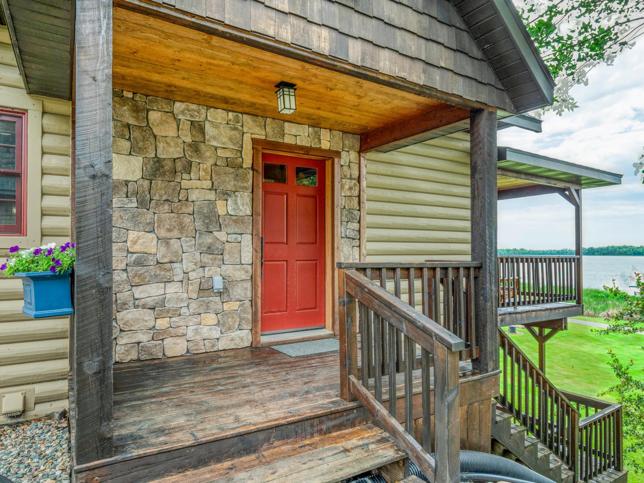 2013 single family home for sale at 18882 N Blackduck Lake Road NE, Unit 3 in Hines, MN — 4 bed, 3 bath (photo 3 of 86)