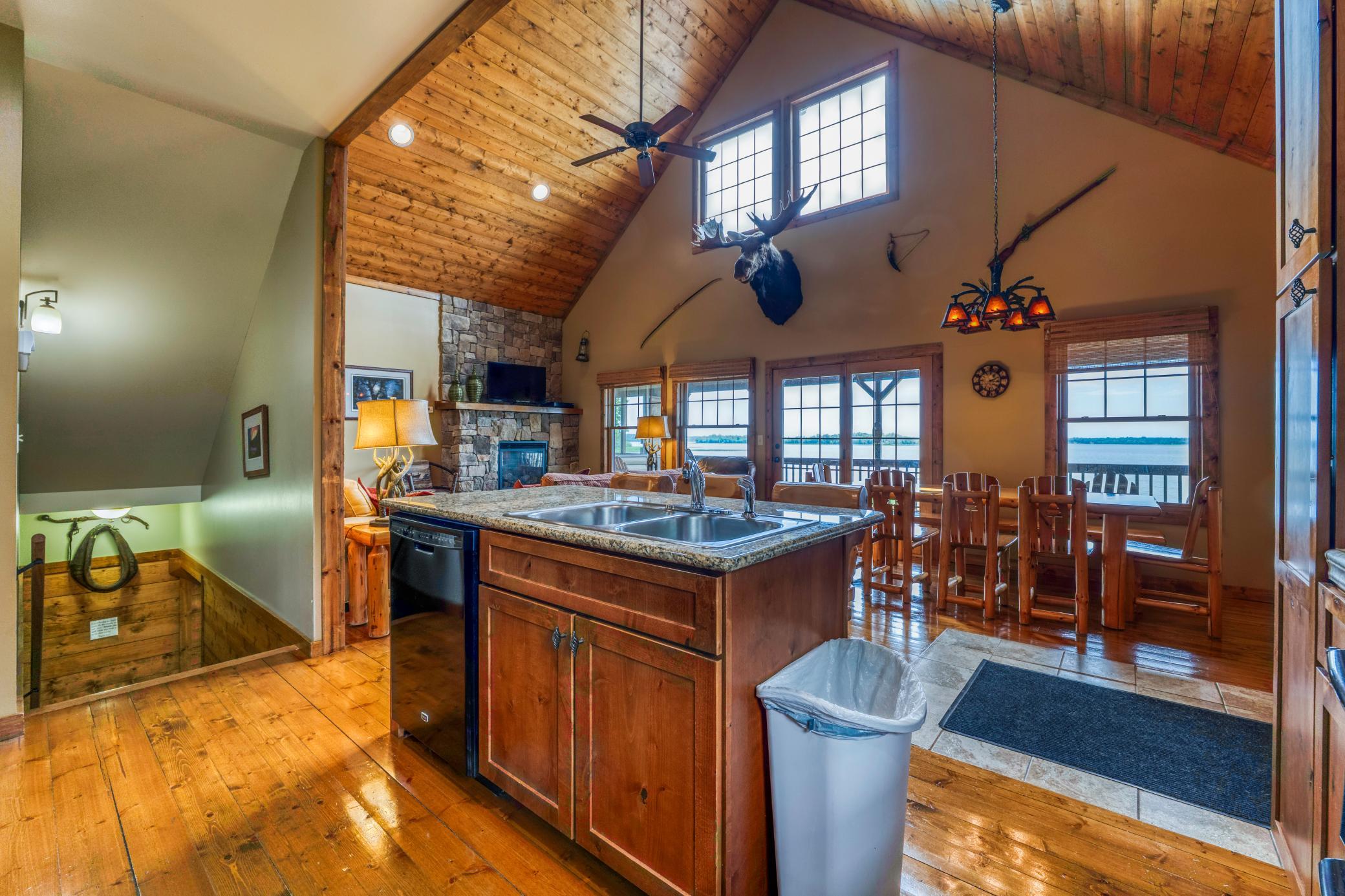 2013 single family home for sale at 18882 N Blackduck Lake Road NE, Unit 3 in Hines, MN — 4 bed, 3 bath (photo 25 of 86)