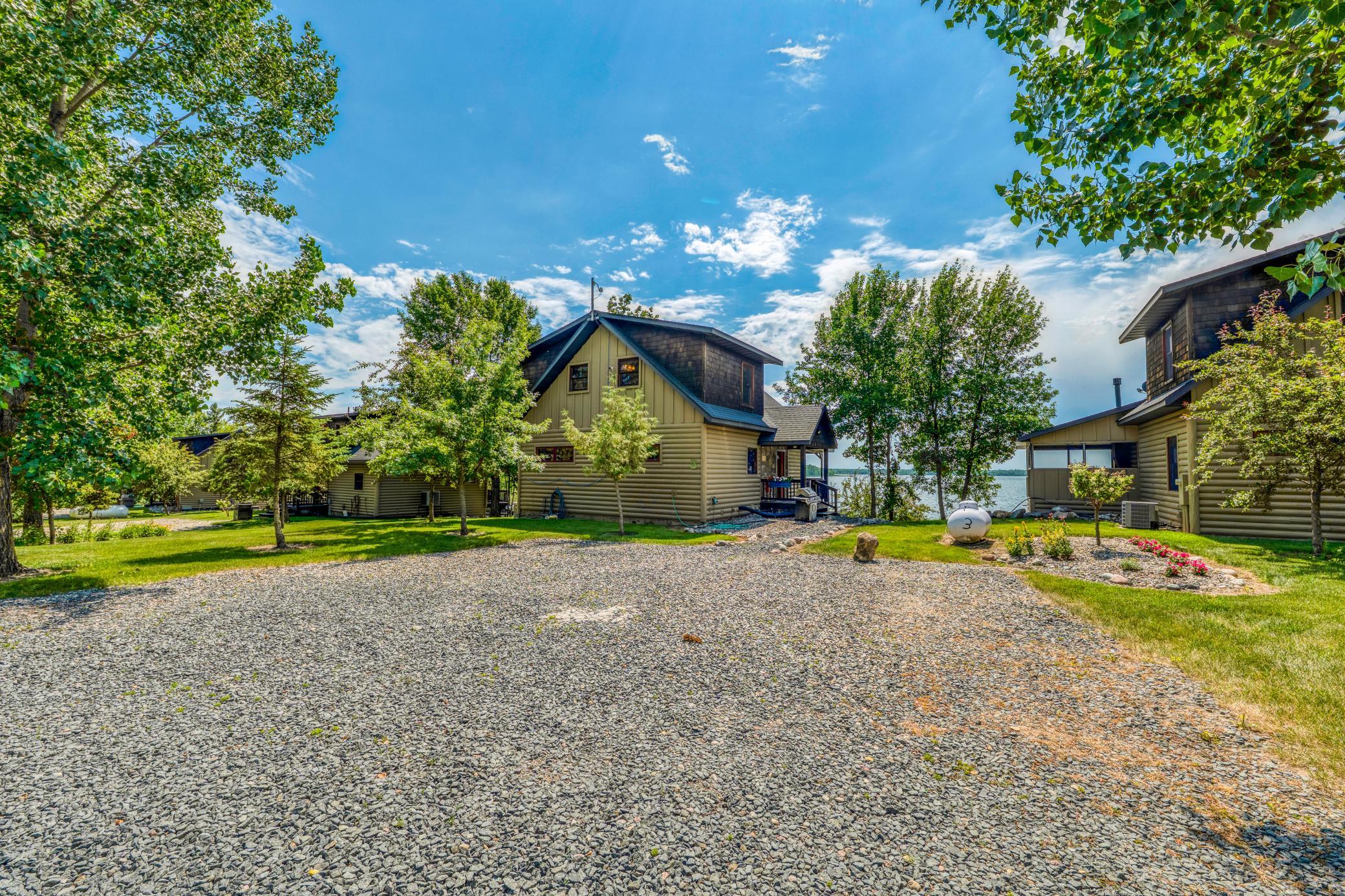 2013 single family home for sale at 18882 N Blackduck Lake Road NE, Unit 3 in Hines, MN — 4 bed, 3 bath (photo 5 of 86)