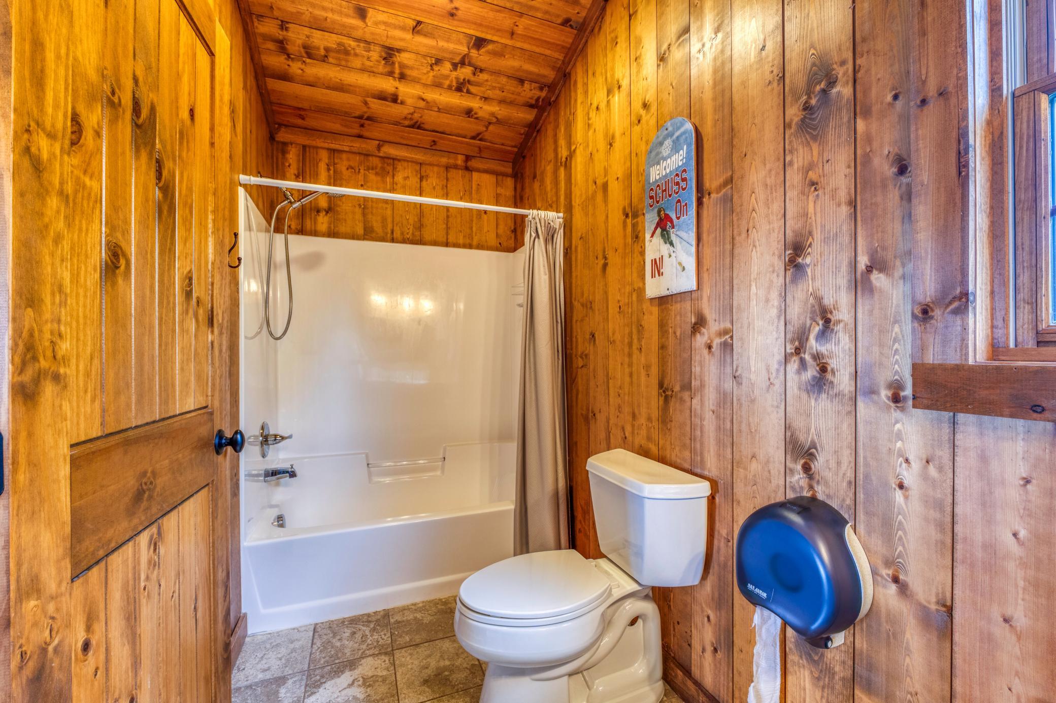 2013 single family home for sale at 18882 N Blackduck Lake Road NE, Unit 3 in Hines, MN — 4 bed, 3 bath (photo 44 of 86)