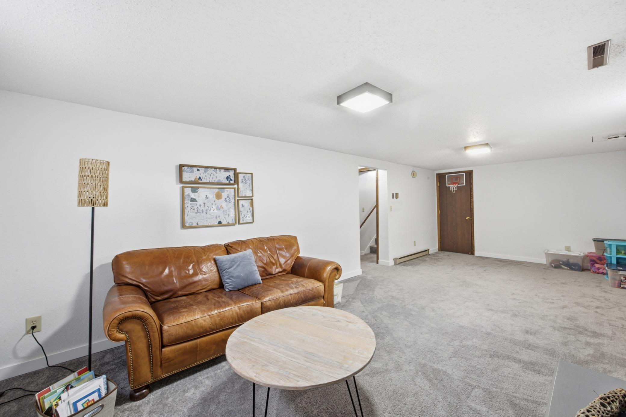2328 Country Club Parkway, Moorhead MN 56560 - Photo 3 of 27