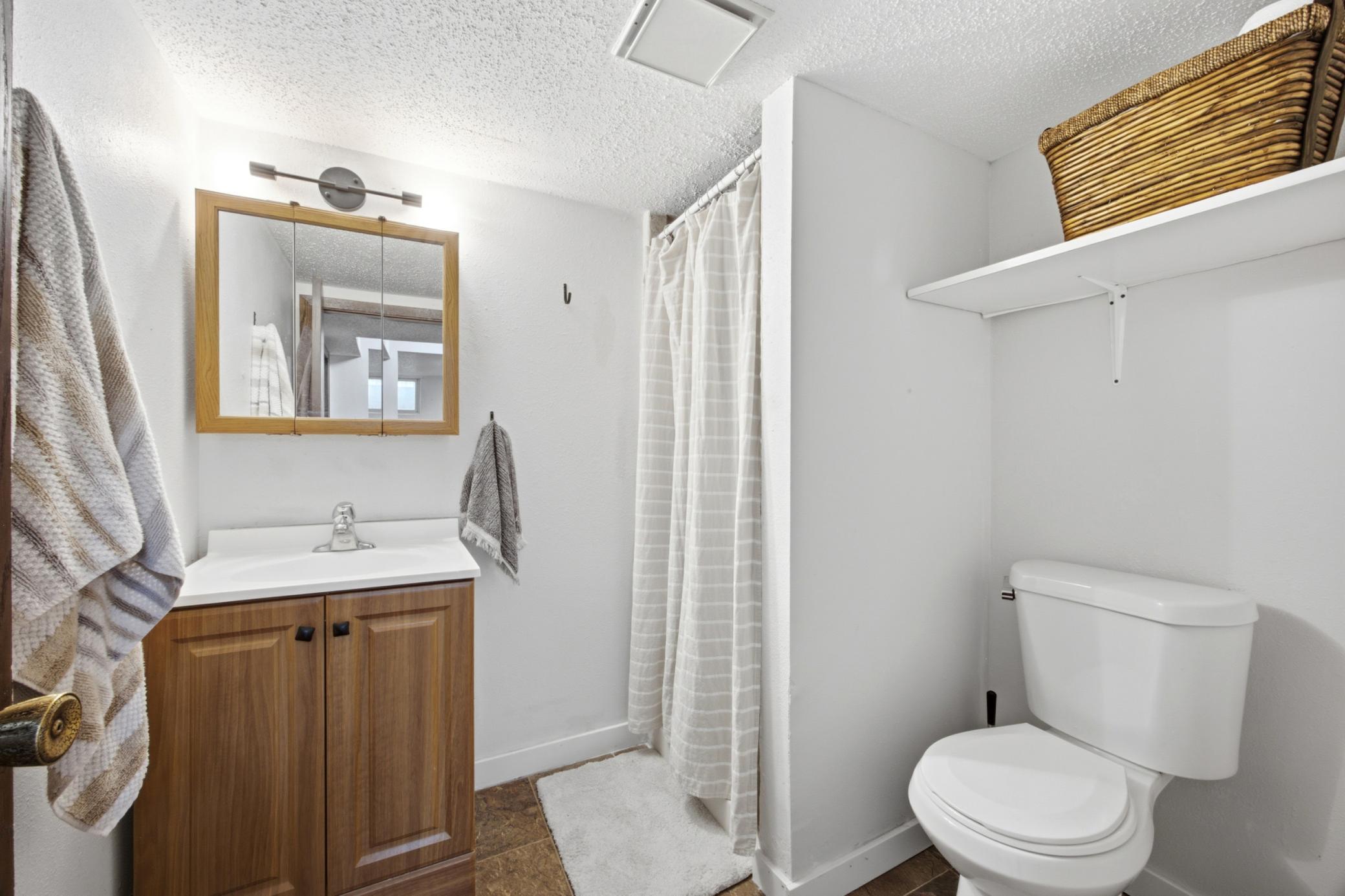 2328 Country Club Parkway, Moorhead MN 56560 - Photo 5 of 27