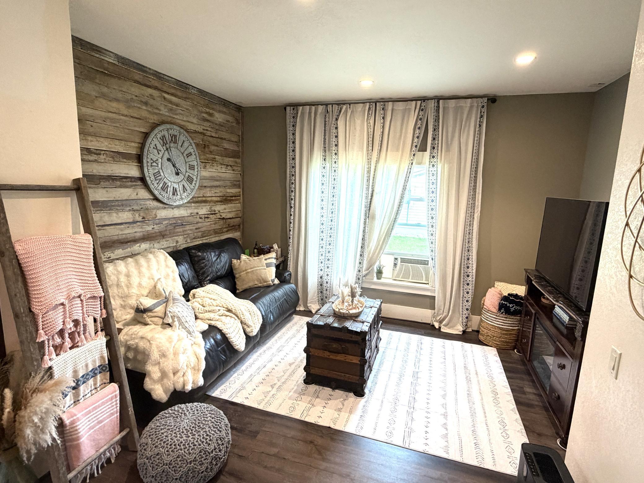 1920 single family home for sale at 420 2nd Avenue S in Erskine, MN — 3 bed, 2 bath (photo 21 of 62)