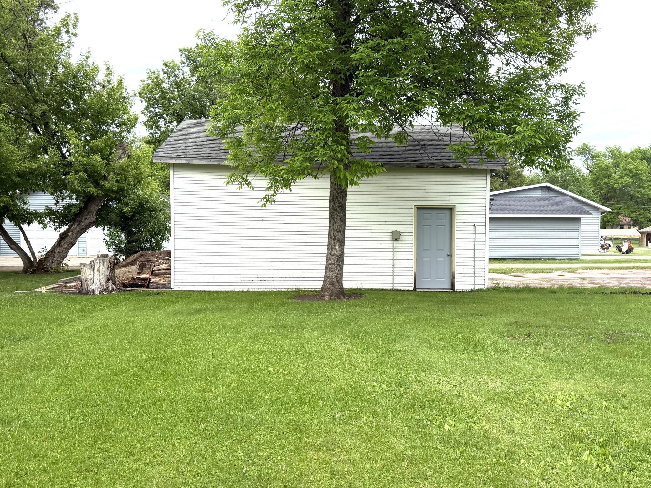 1920 single family home for sale at 420 2nd Avenue S in Erskine, MN — 3 bed, 2 bath (photo 61 of 62)