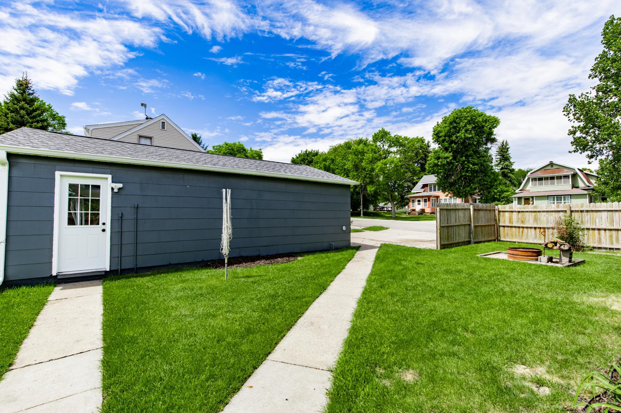 521 9th Street, Hawley MN 56549 - Photo 9 of 20