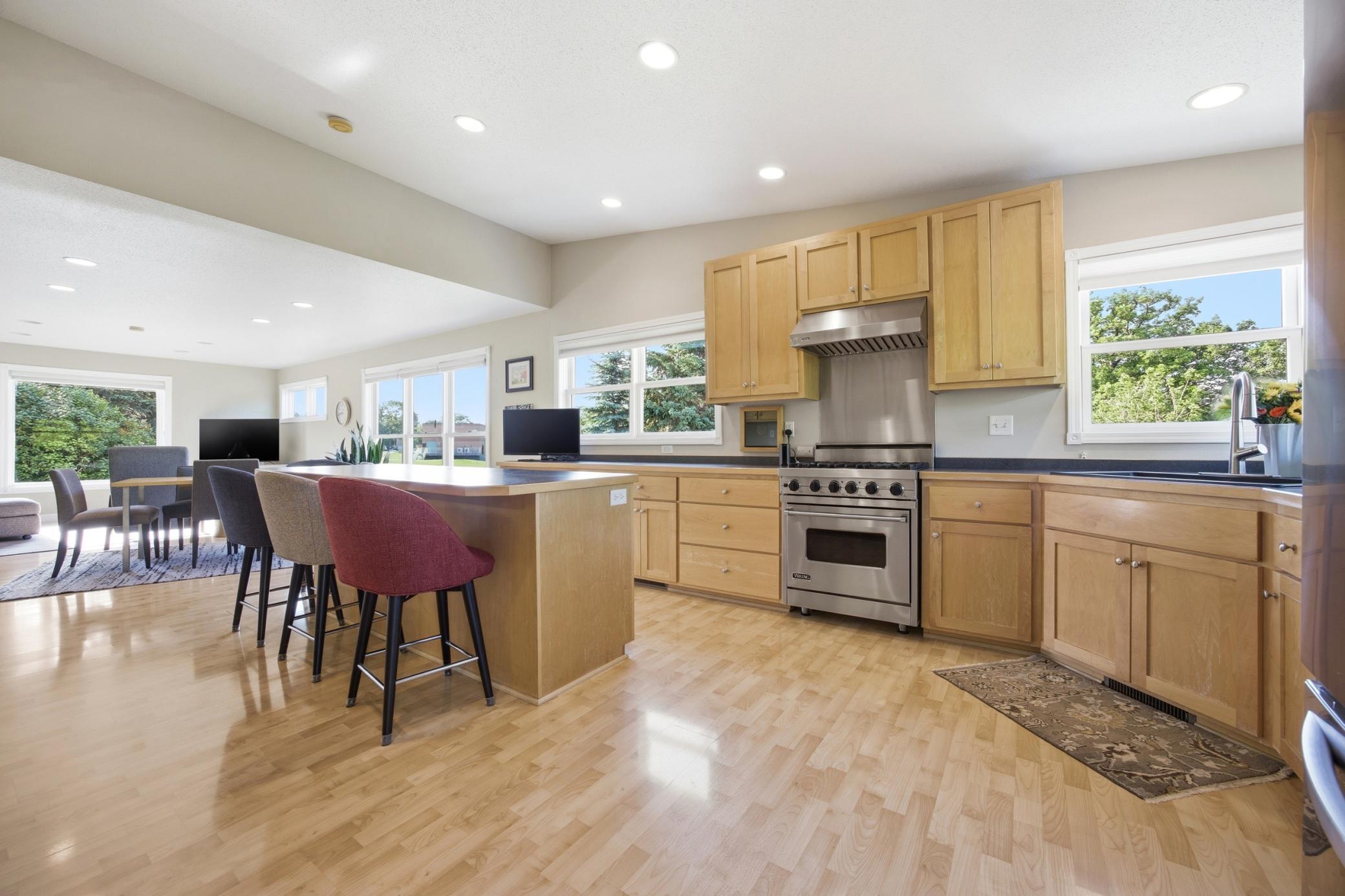 1323 S River Drive, Moorhead MN 56560 - Photo 8 of 58