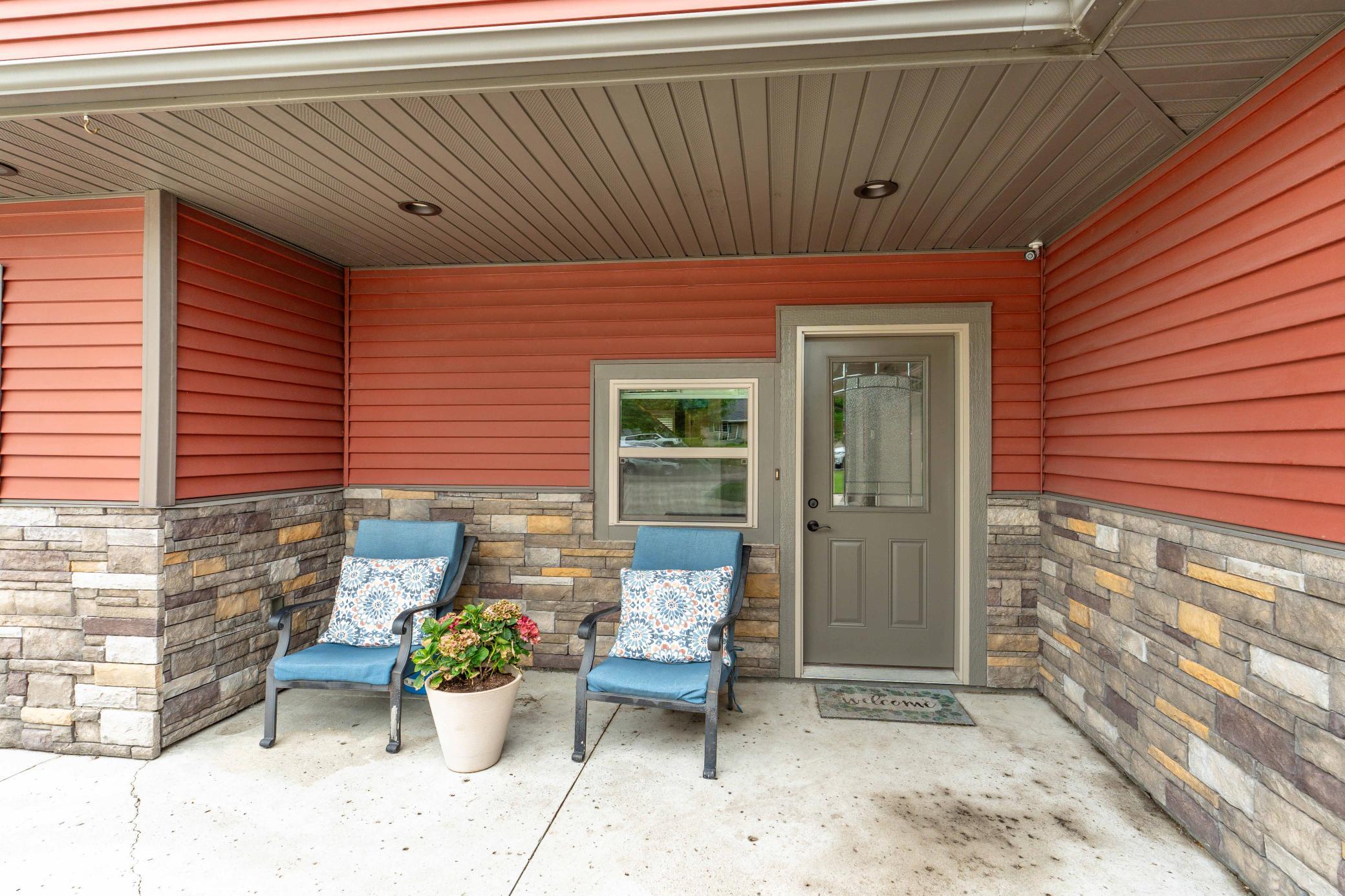 2015 single family home for sale at 1506 Viking Court in Fergus Falls, MN — 5 bed, 4 bath (photo 11 of 80)