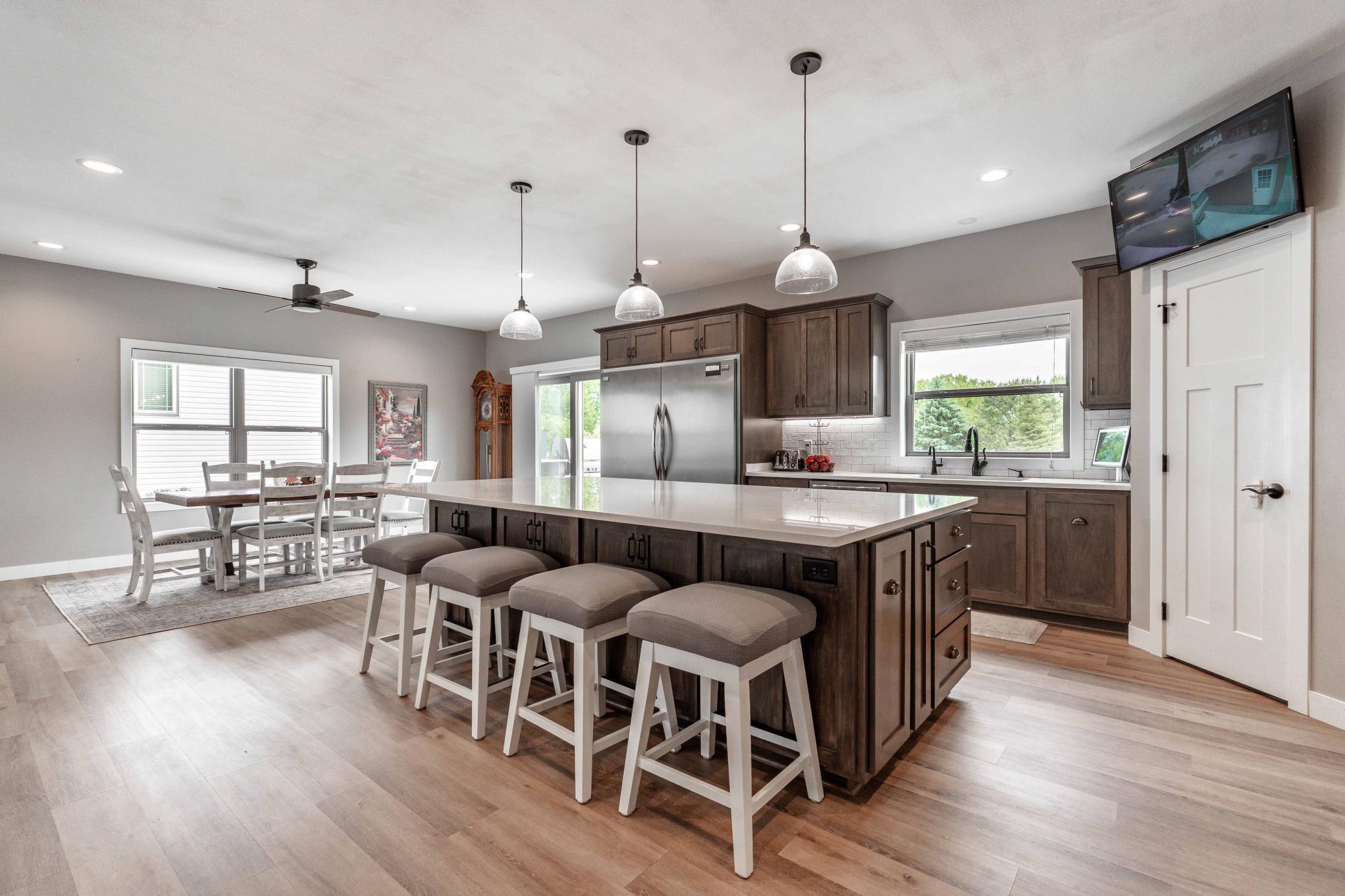 2015 single family home for sale at 1506 Viking Court in Fergus Falls, MN — 5 bed, 4 bath (photo 23 of 80)