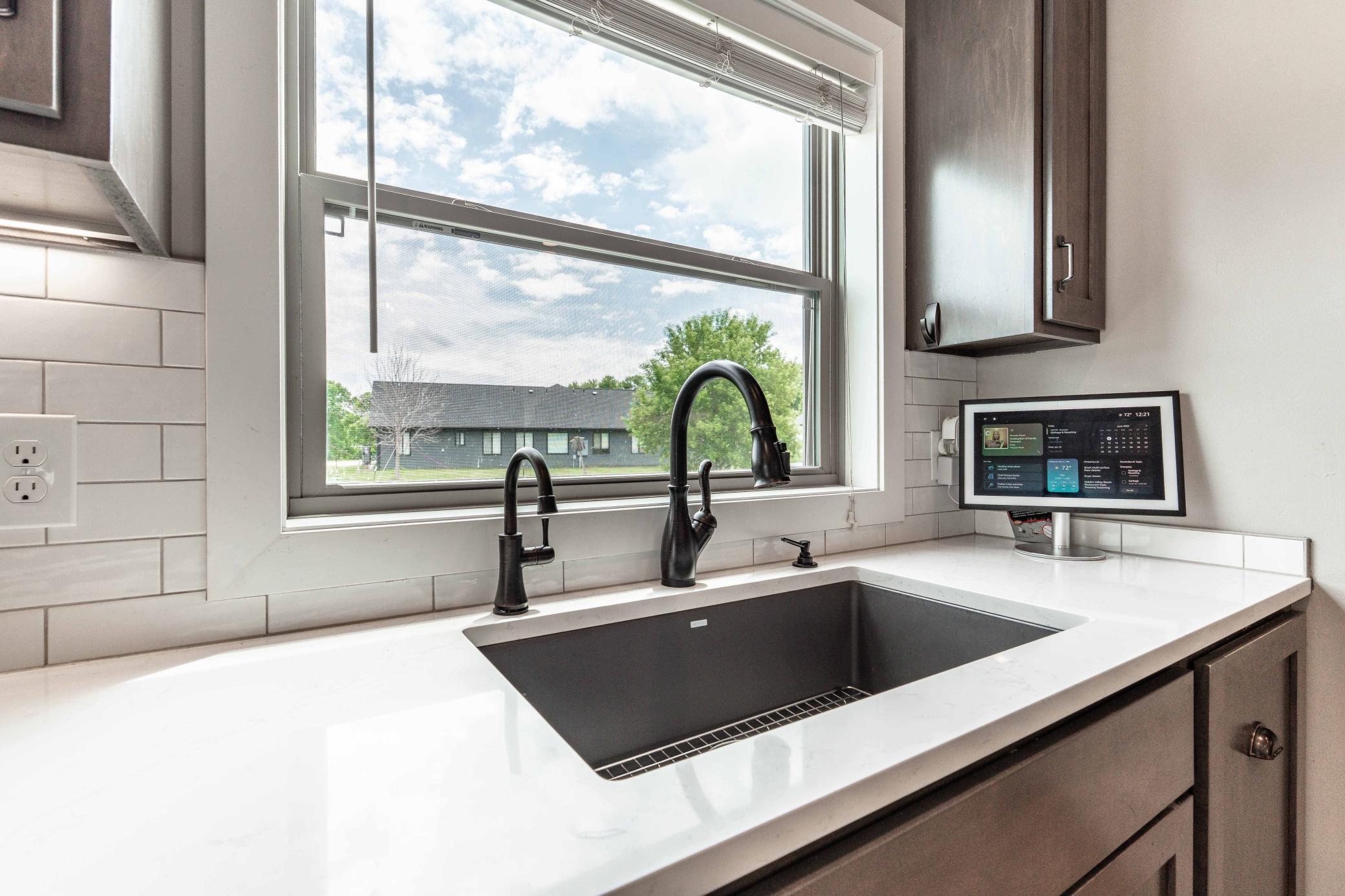 2015 single family home for sale at 1506 Viking Court in Fergus Falls, MN — 5 bed, 4 bath (photo 27 of 80)