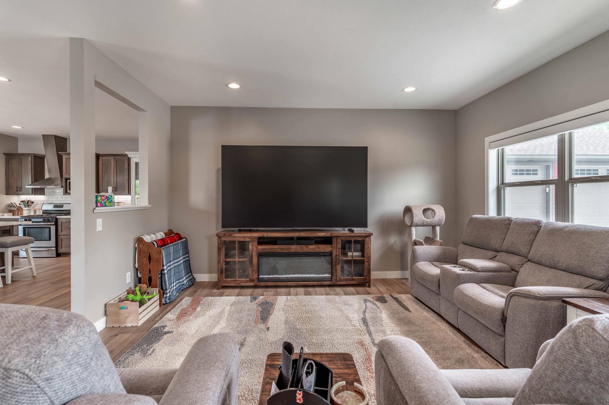 2015 single family home for sale at 1506 Viking Court in Fergus Falls, MN — 5 bed, 4 bath (photo 33 of 80)
