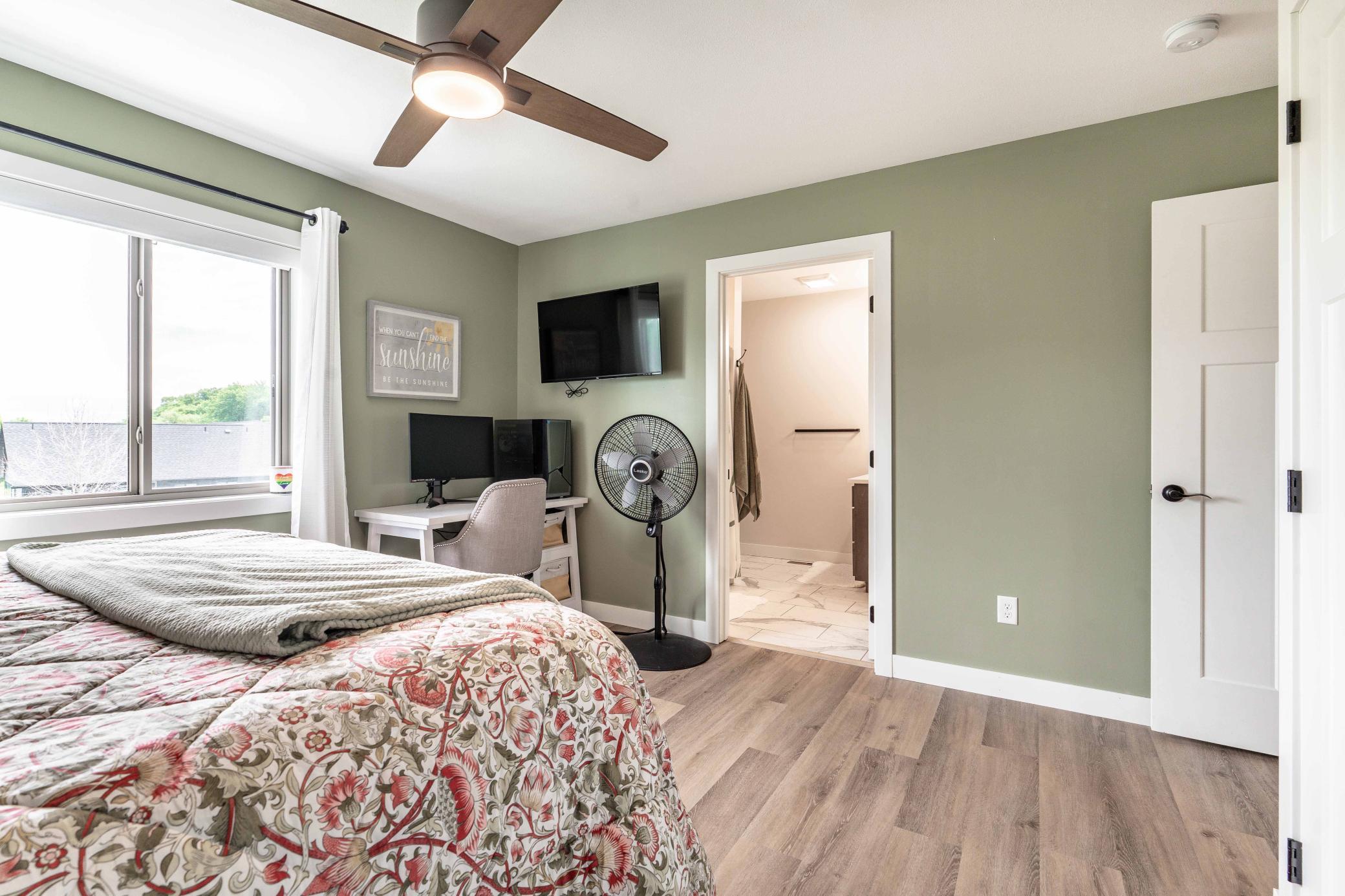 2015 single family home for sale at 1506 Viking Court in Fergus Falls, MN — 5 bed, 4 bath (photo 56 of 80)