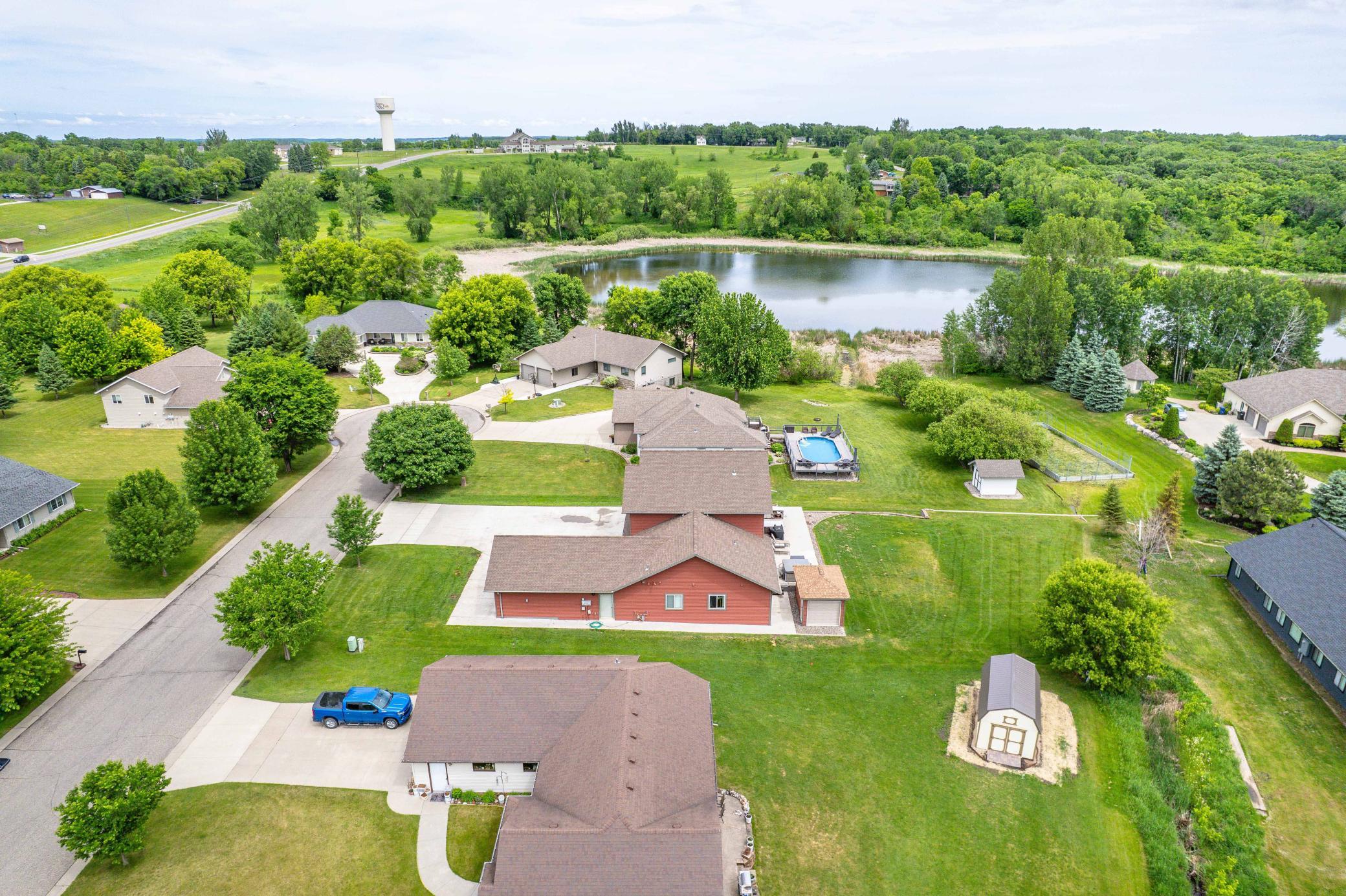 2015 single family home for sale at 1506 Viking Court in Fergus Falls, MN — 5 bed, 4 bath (photo 72 of 80)