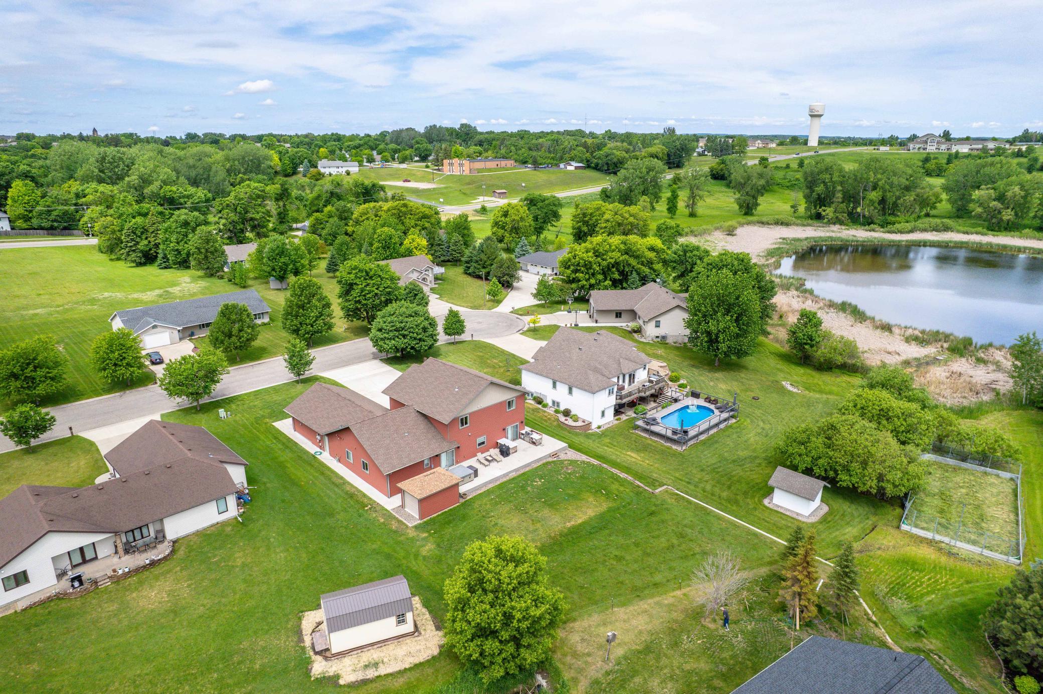 2015 single family home for sale at 1506 Viking Court in Fergus Falls, MN — 5 bed, 4 bath (photo 73 of 80)
