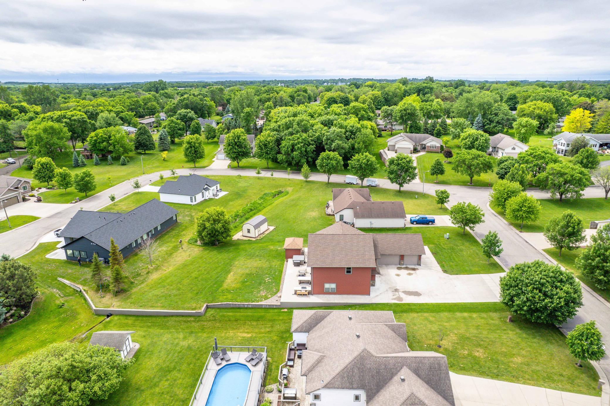 2015 single family home for sale at 1506 Viking Court in Fergus Falls, MN — 5 bed, 4 bath (photo 76 of 80)