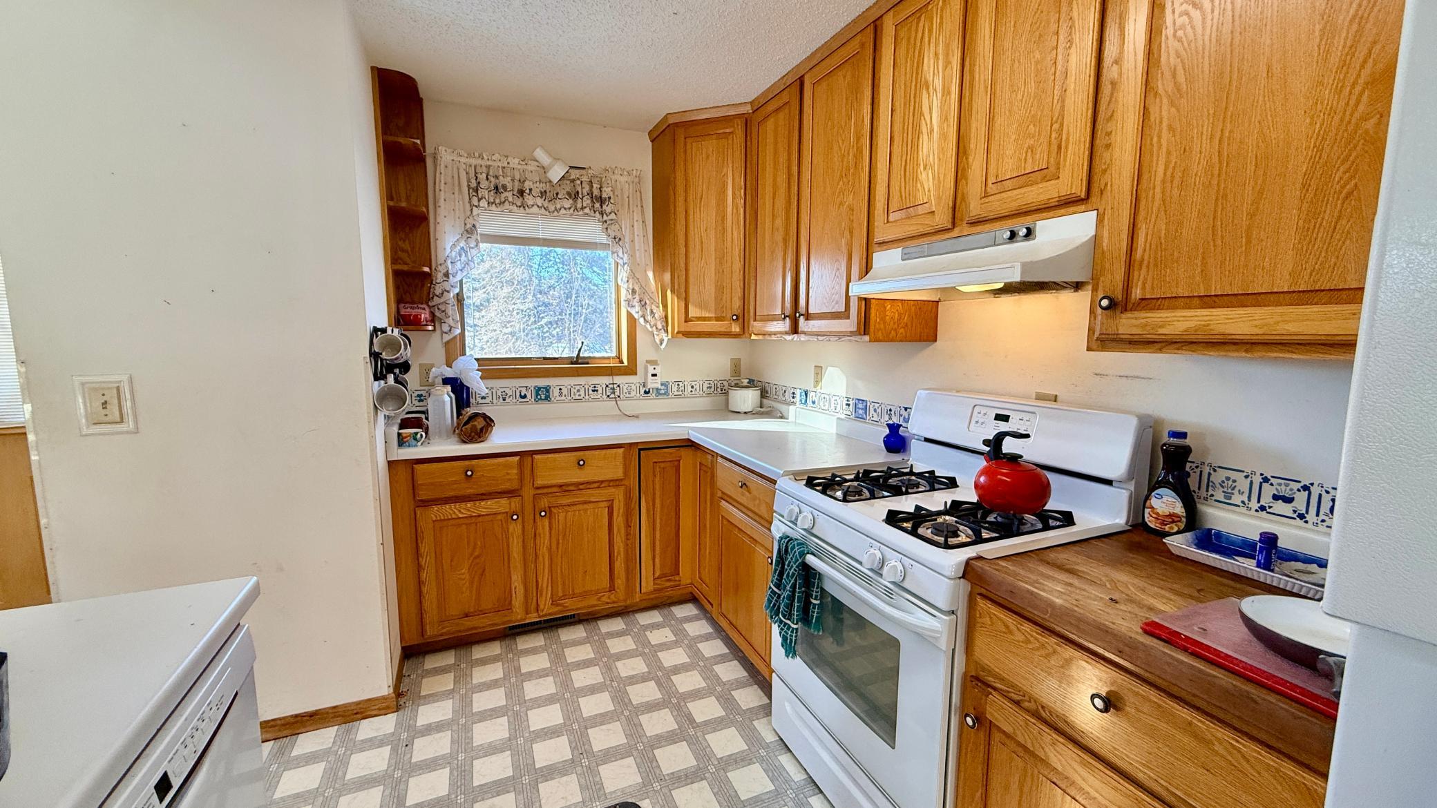 1995 single family home for sale at 13988 590th Avenue in Menahga, MN — 2 bed, 2 bath (photo 10 of 30)