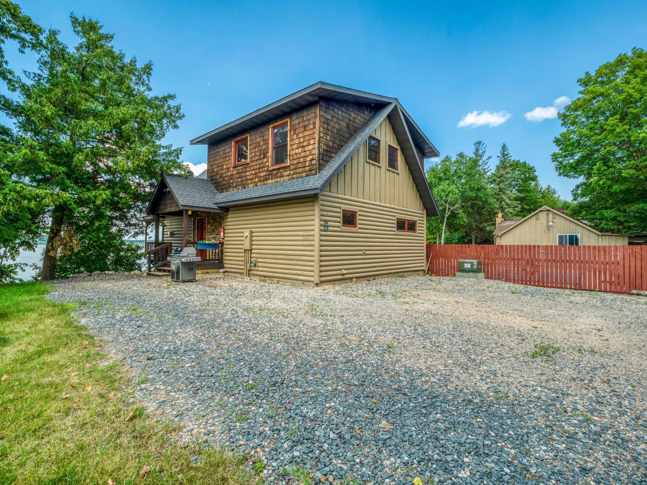 2012 single family home for sale at 18882 N Blackduck Lake Road NE, Unit 5 in Hines, MN — 6 bed, 3 bath (photo 11 of 94)