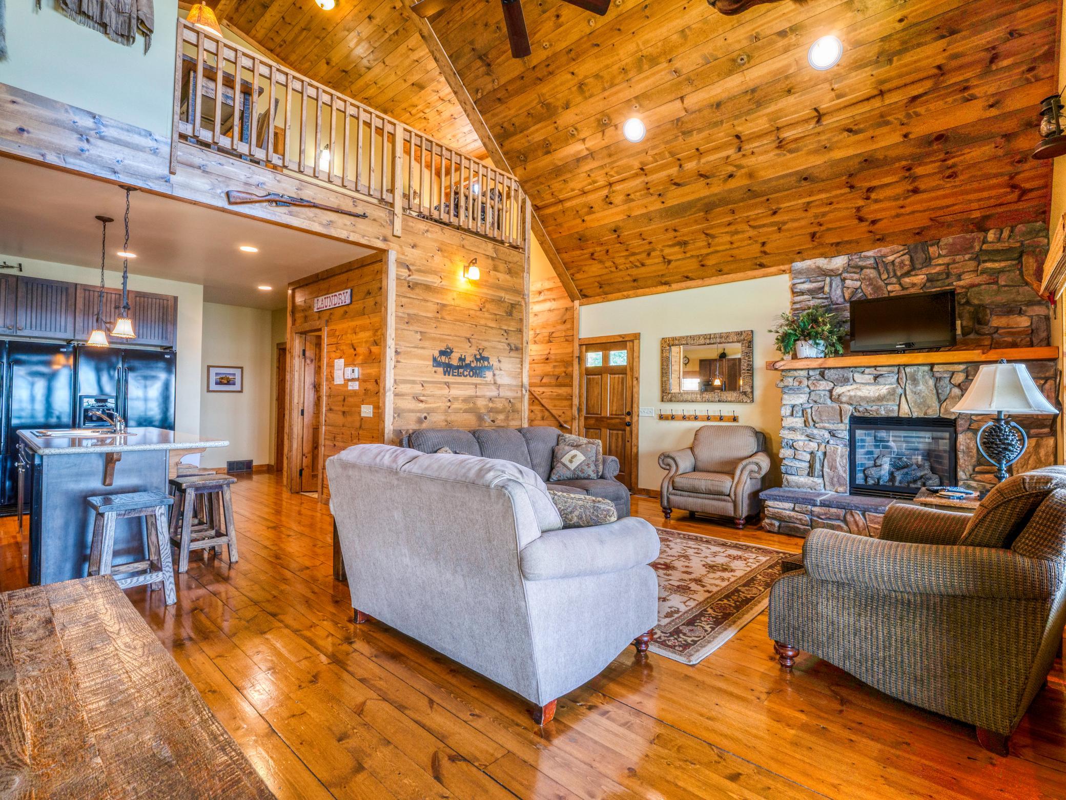 2012 single family home for sale at 18882 N Blackduck Lake Road NE, Unit 5 in Hines, MN — 6 bed, 3 bath (photo 18 of 94)