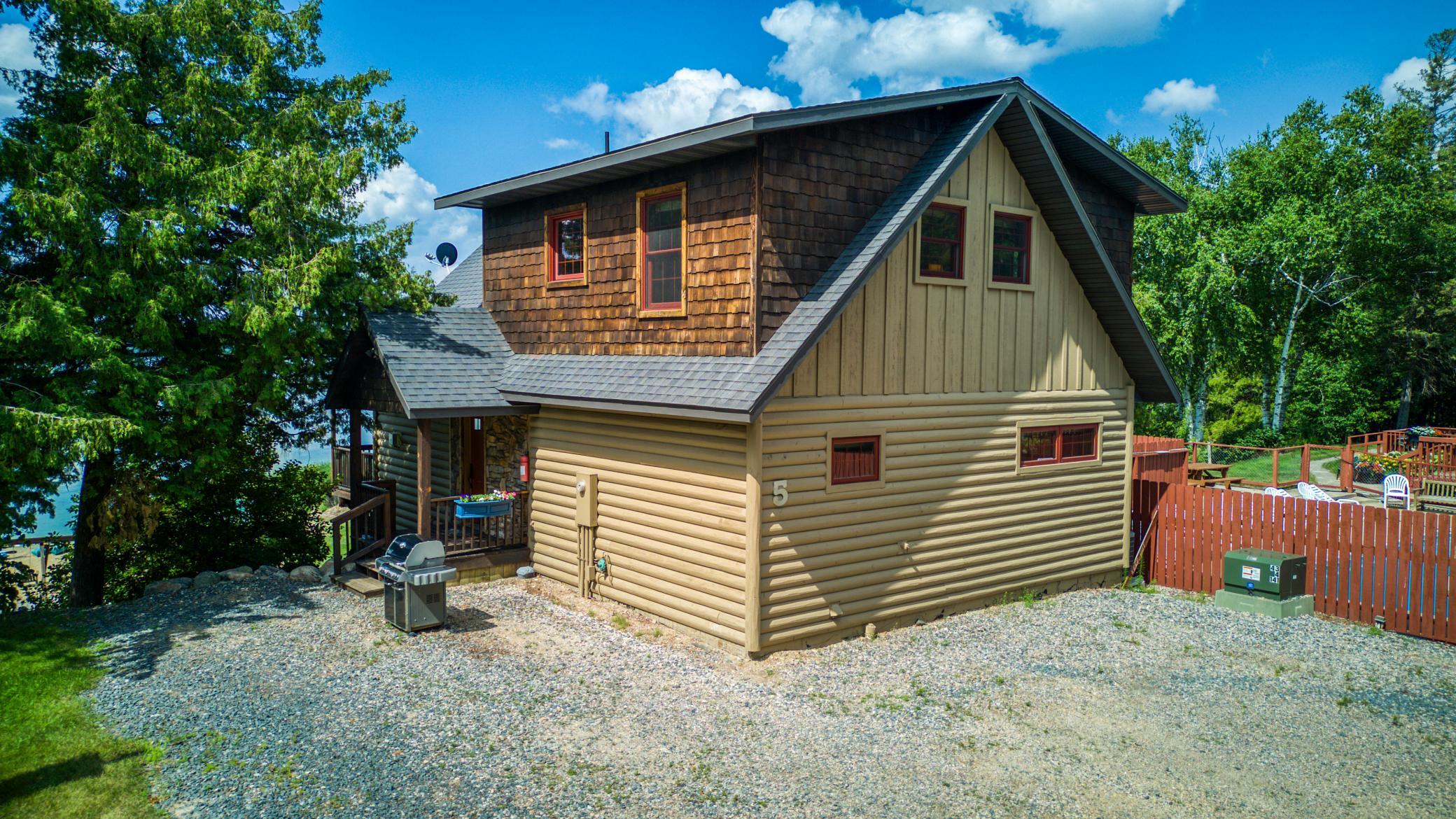 2012 single family home for sale at 18882 N Blackduck Lake Road NE, Unit 5 in Hines, MN — 6 bed, 3 bath (photo 3 of 94)