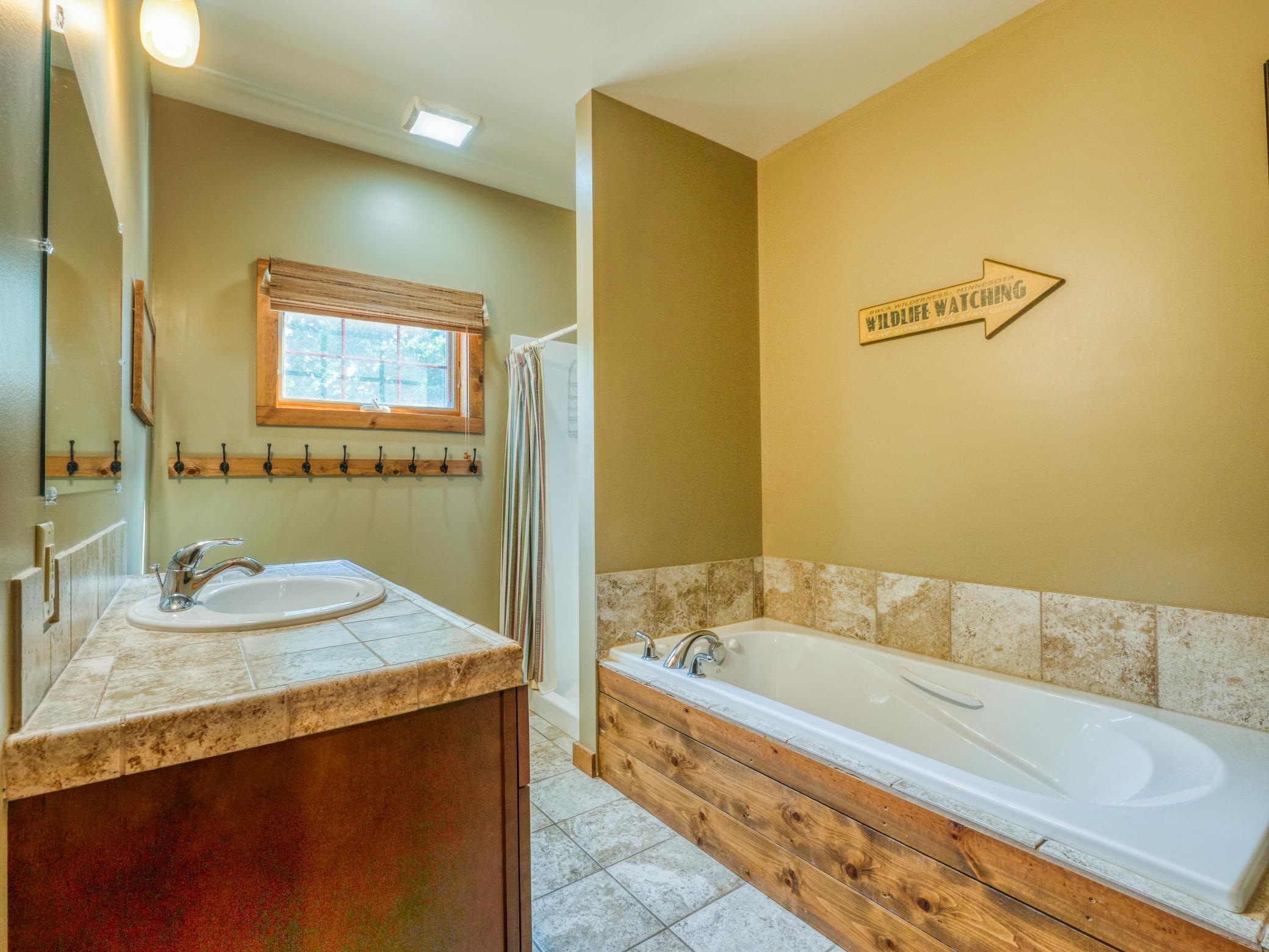 2012 single family home for sale at 18882 N Blackduck Lake Road NE, Unit 5 in Hines, MN — 6 bed, 3 bath (photo 29 of 94)
