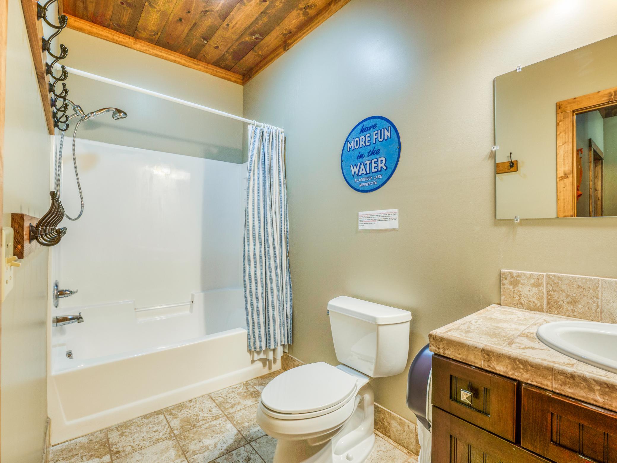 2012 single family home for sale at 18882 N Blackduck Lake Road NE, Unit 5 in Hines, MN — 6 bed, 3 bath (photo 52 of 94)