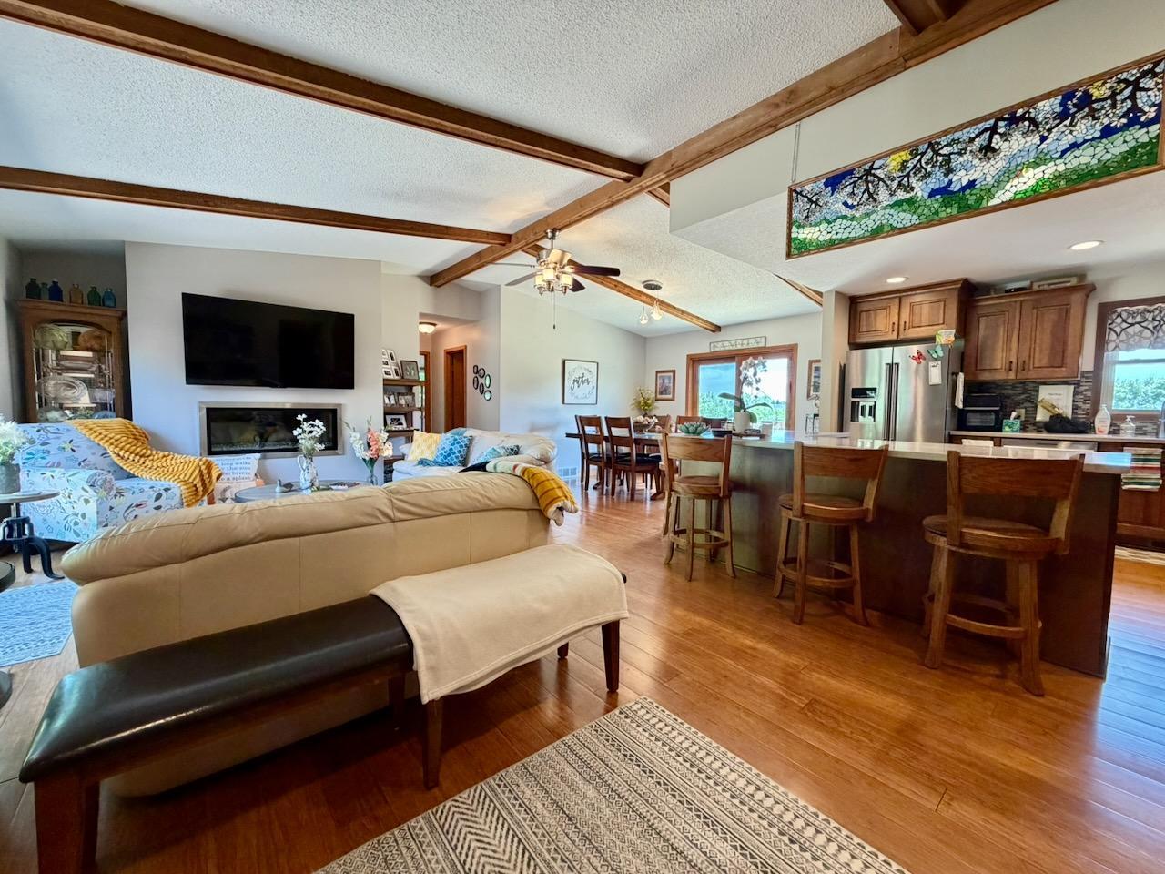 1986 single family home for sale at 44662 County Highway 31 in Pelican Rapids, MN — 4 bed, 3 bath (photo 18 of 117)