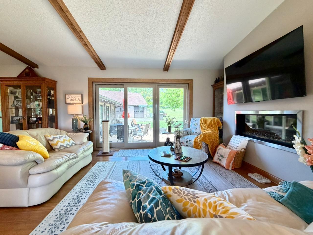 1986 single family home for sale at 44662 County Highway 31 in Pelican Rapids, MN — 4 bed, 3 bath (photo 19 of 117)