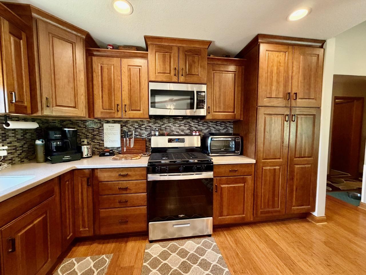 1986 single family home for sale at 44662 County Highway 31 in Pelican Rapids, MN — 4 bed, 3 bath (photo 25 of 117)