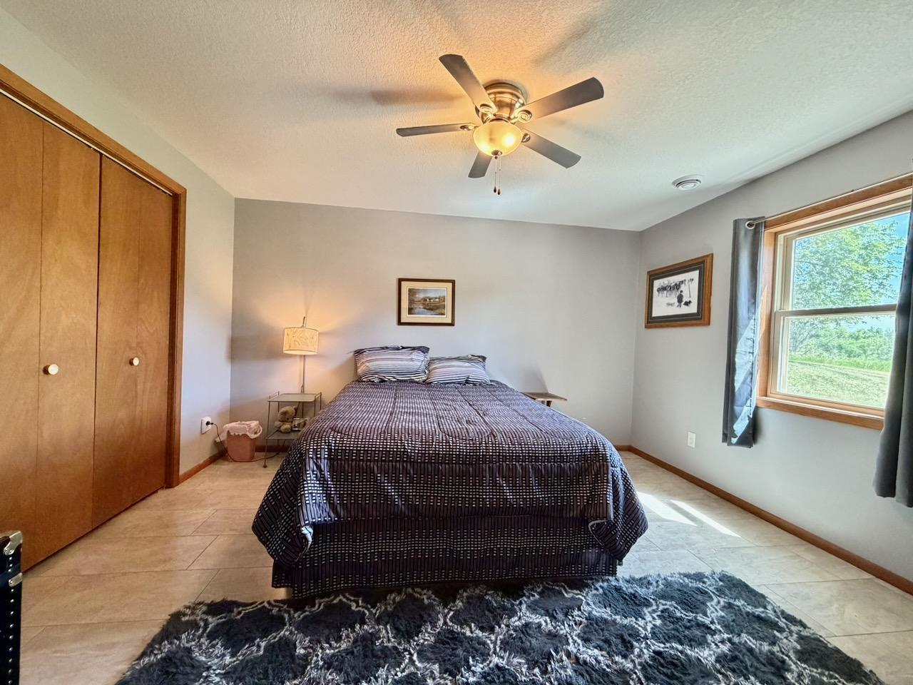 1986 single family home for sale at 44662 County Highway 31 in Pelican Rapids, MN — 4 bed, 3 bath (photo 48 of 117)