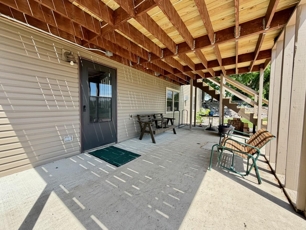 1986 single family home for sale at 44662 County Highway 31 in Pelican Rapids, MN — 4 bed, 3 bath (photo 57 of 117)