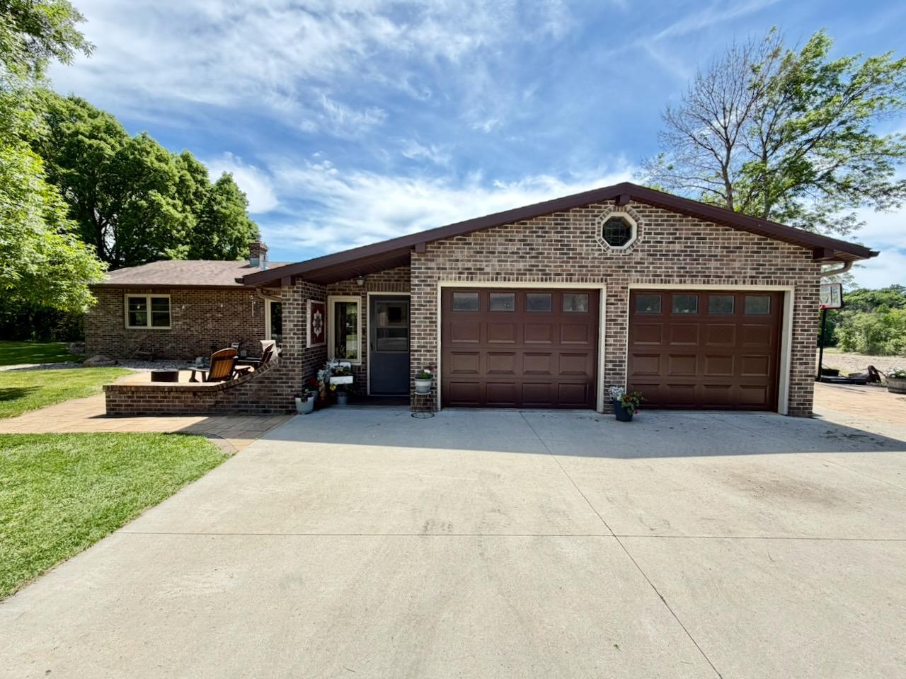 1986 single family home for sale at 44662 County Highway 31 in Pelican Rapids, MN — 4 bed, 3 bath (photo 7 of 117)