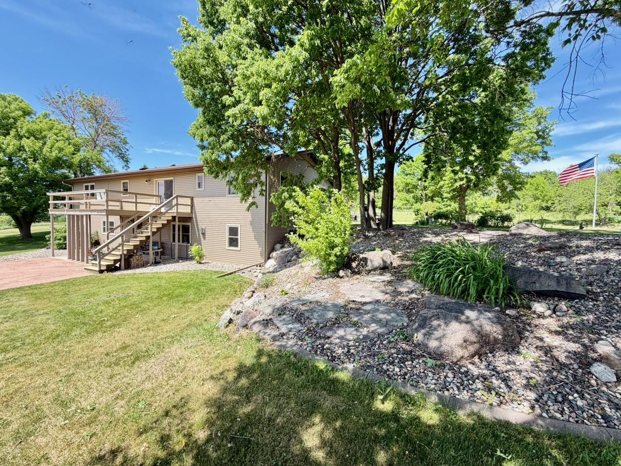 1986 single family home for sale at 44662 County Highway 31 in Pelican Rapids, MN — 4 bed, 3 bath (photo 61 of 117)