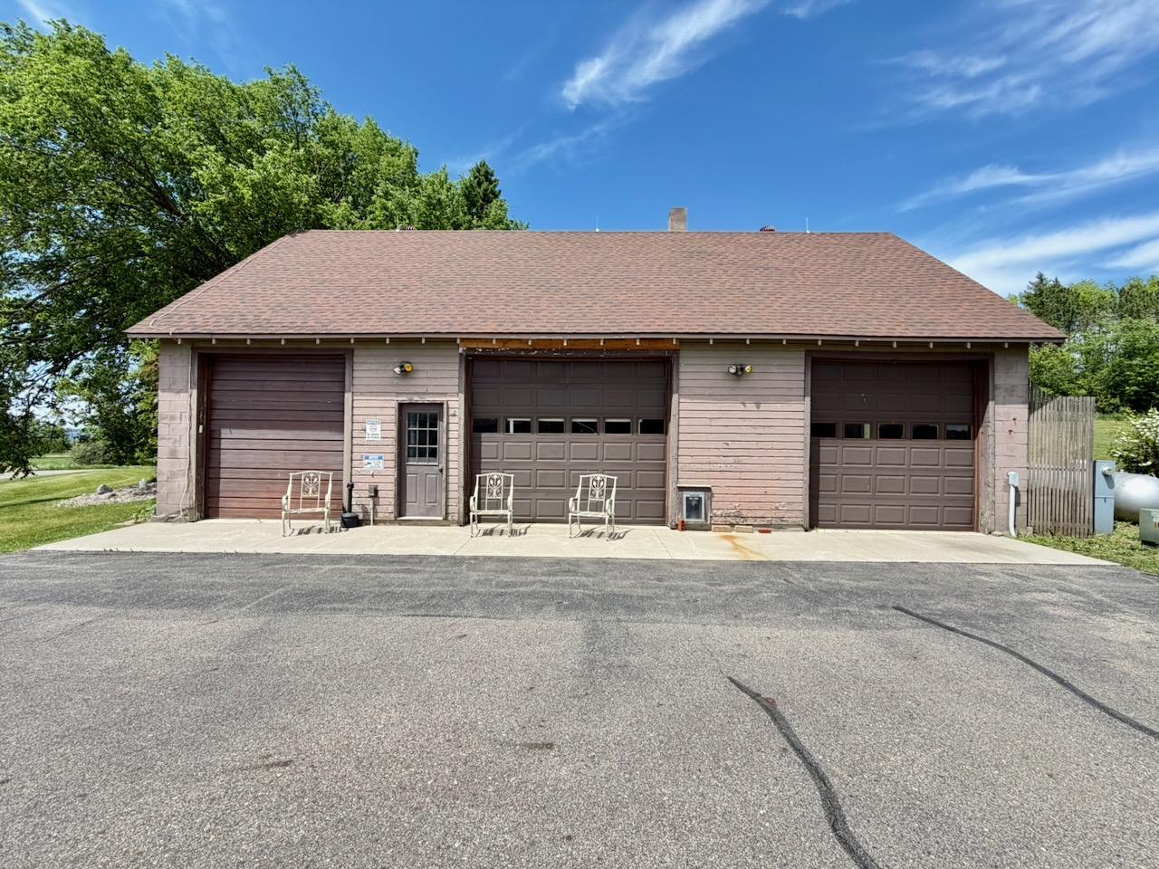 1986 single family home for sale at 44662 County Highway 31 in Pelican Rapids, MN — 4 bed, 3 bath (photo 66 of 117)