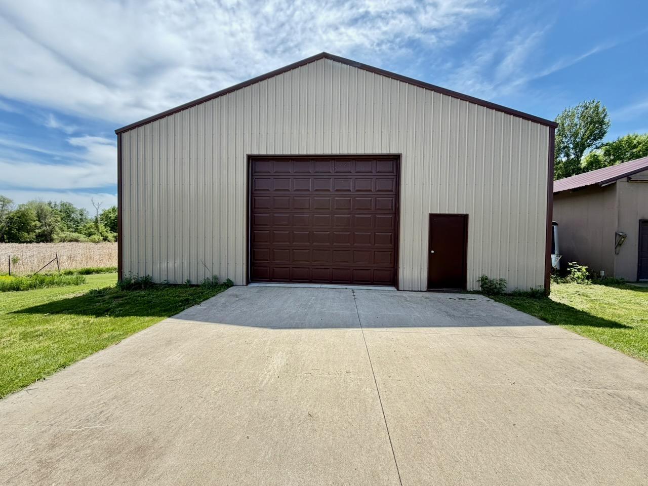 1986 single family home for sale at 44662 County Highway 31 in Pelican Rapids, MN — 4 bed, 3 bath (photo 75 of 117)