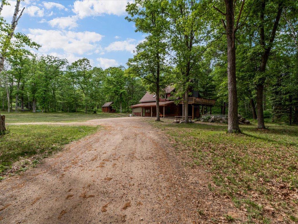 1997 single family home for sale at 42737 Blue Lane W in Emily, MN — 5 bed, 3 bath (photo 19 of 49)
