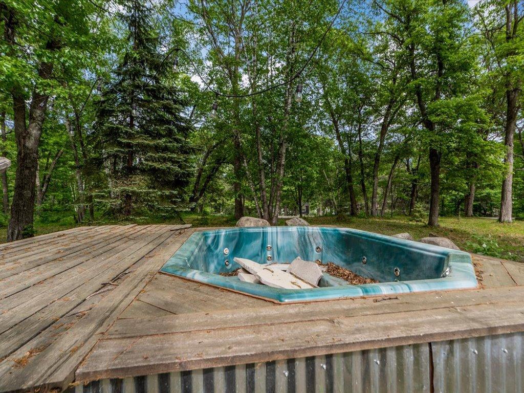 1997 single family home for sale at 42737 Blue Lane W in Emily, MN — 5 bed, 3 bath (photo 22 of 49)