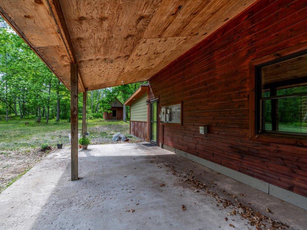 1997 single family home for sale at 42737 Blue Lane W in Emily, MN — 5 bed, 3 bath (photo 27 of 49)