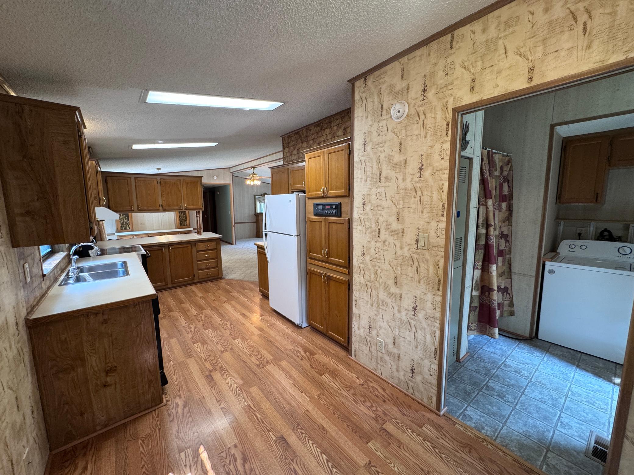 1989 single family home for sale at 15603 Explorer Circle in Park Rapids, MN — 3 bed, 2 bath (photo 9 of 21)