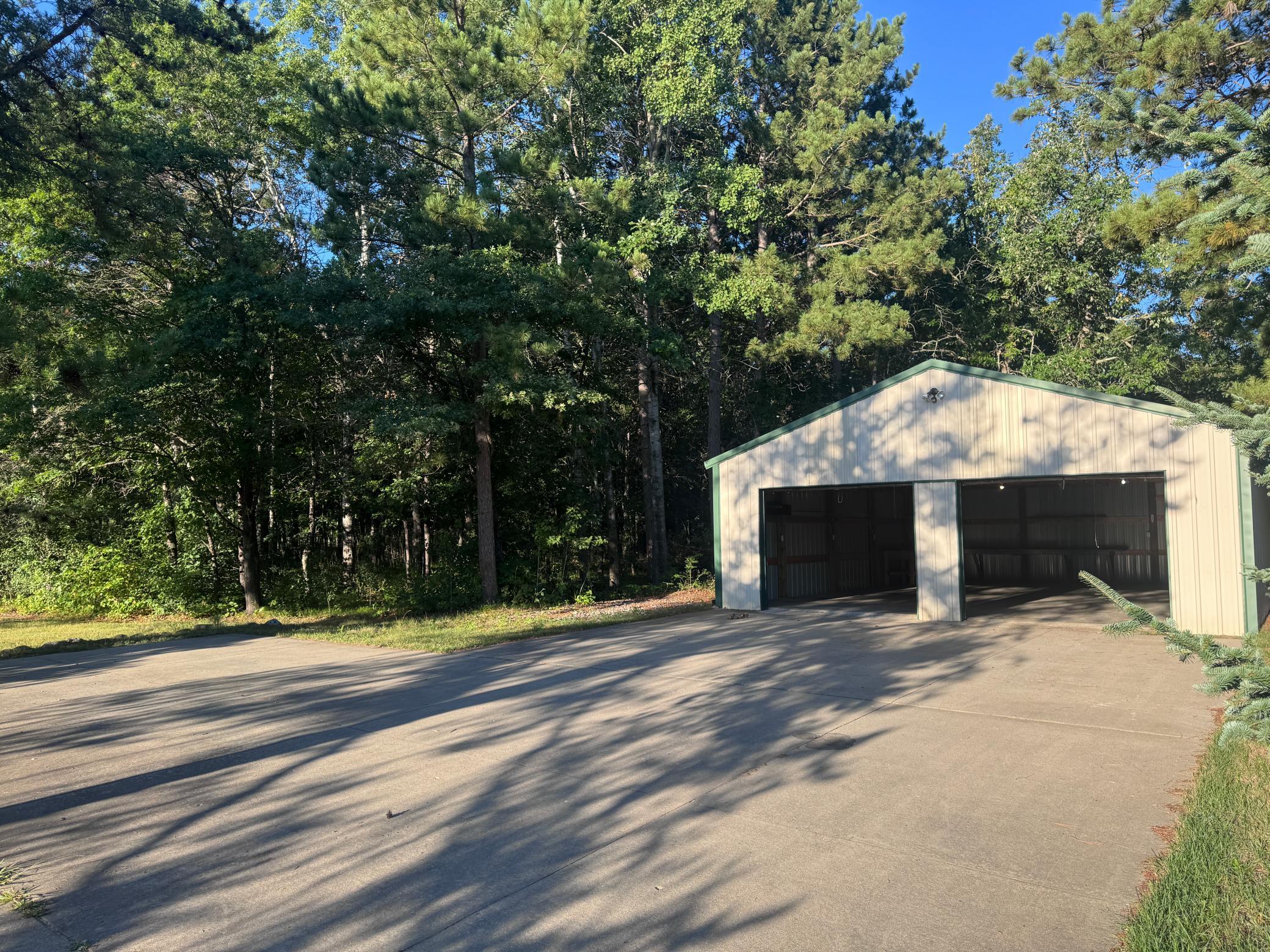1989 single family home for sale at 15603 Explorer Circle in Park Rapids, MN — 3 bed, 2 bath (photo 16 of 27)