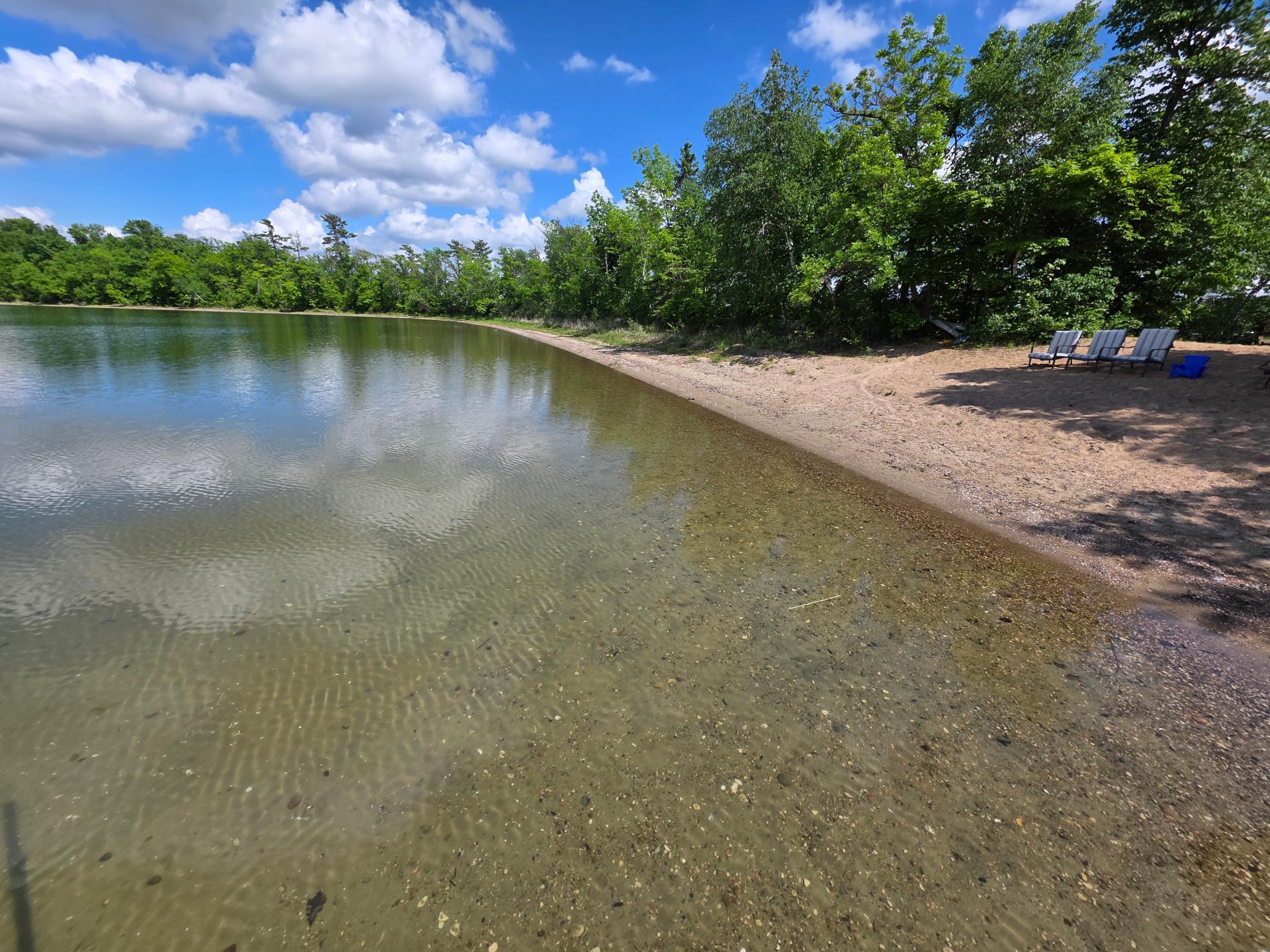 1977 single family home for sale at 20885 Leona Beach Road in Rochert, MN — 3 bed, 1 bath (photo 11 of 39)