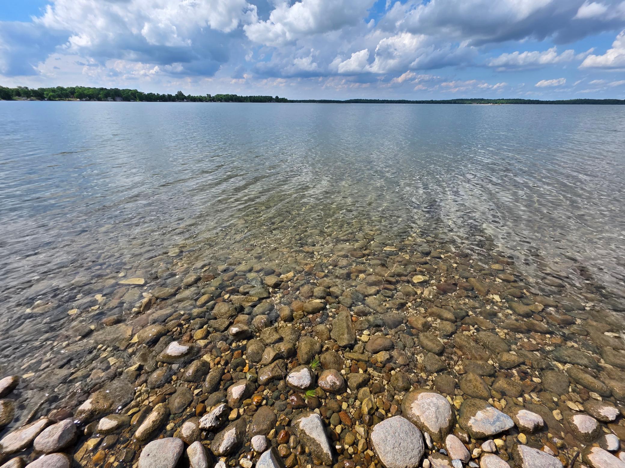 1977 single family home for sale at 20885 Leona Beach Road in Rochert, MN — 3 bed, 1 bath (photo 13 of 39)