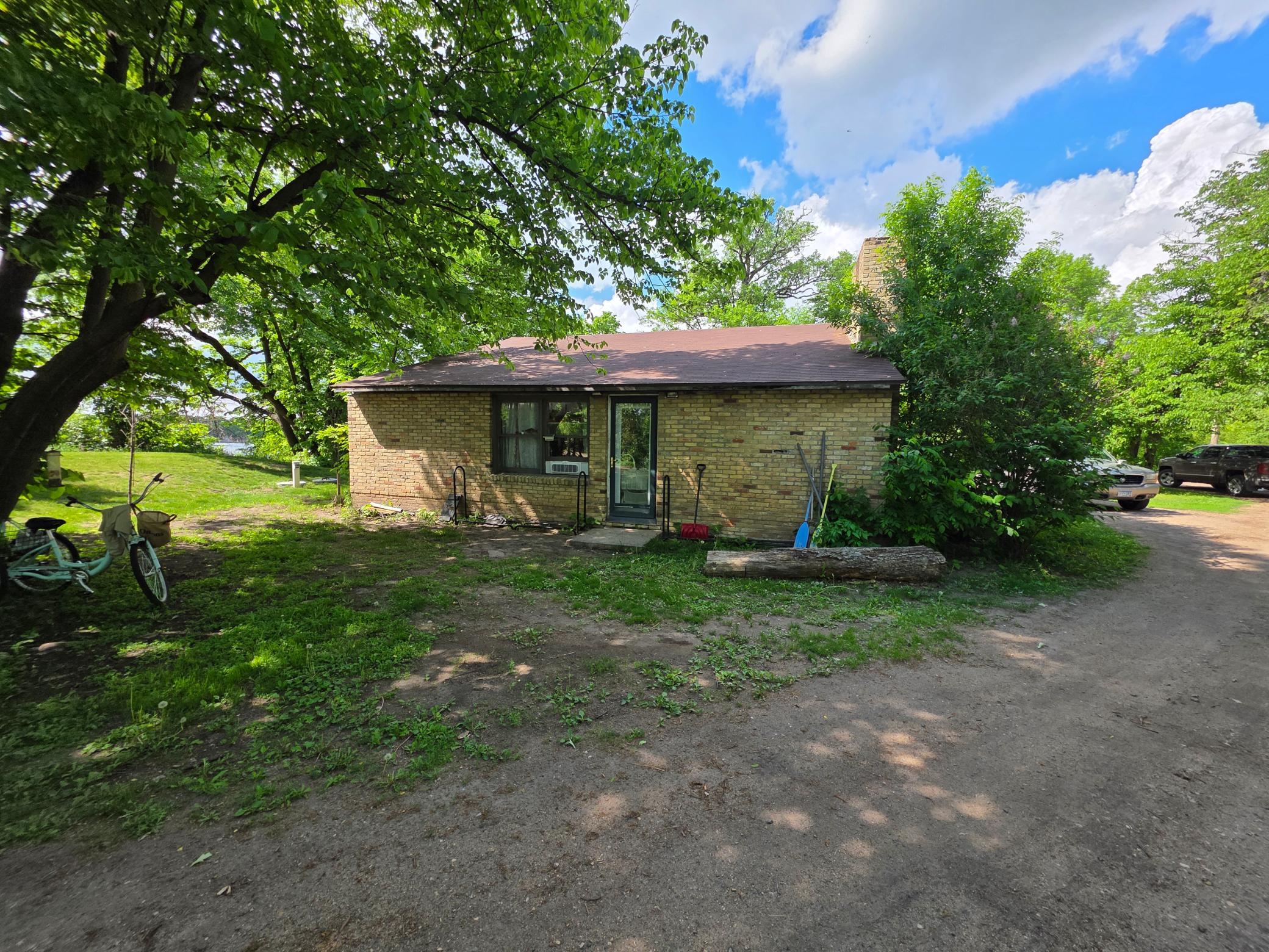 1977 single family home for sale at 20885 Leona Beach Road in Rochert, MN — 3 bed, 1 bath (photo 21 of 39)