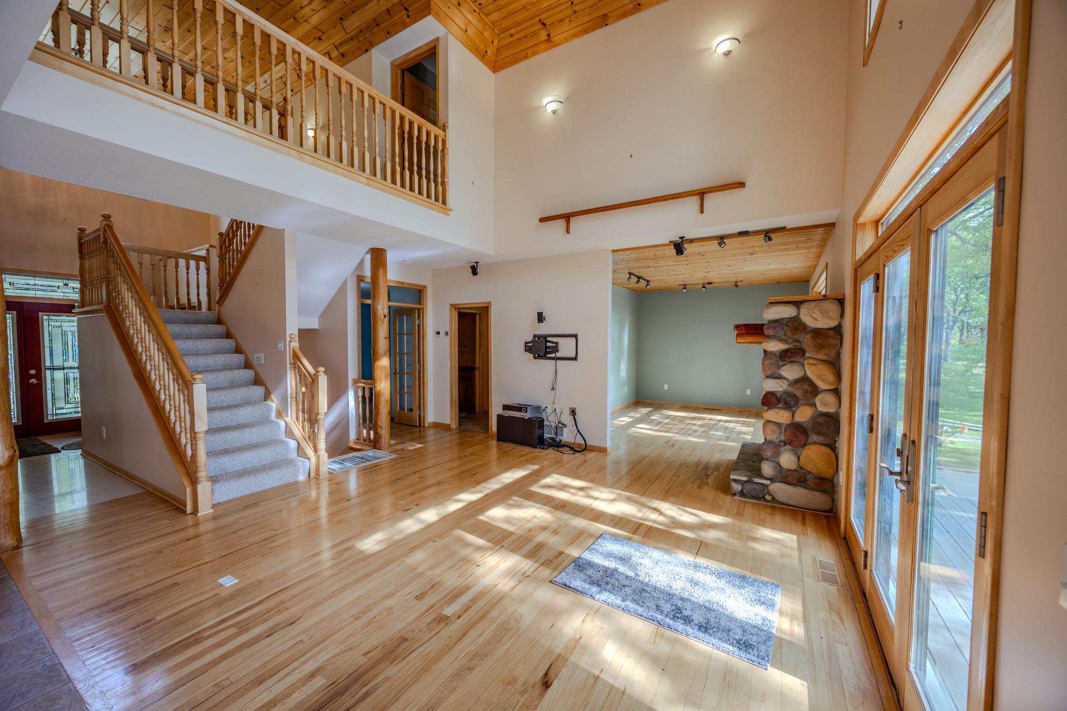 2005 single family home for sale at 12284 Bayberry Drive in Menahga, MN — 4 bed, 4 bath (photo 4 of 34)