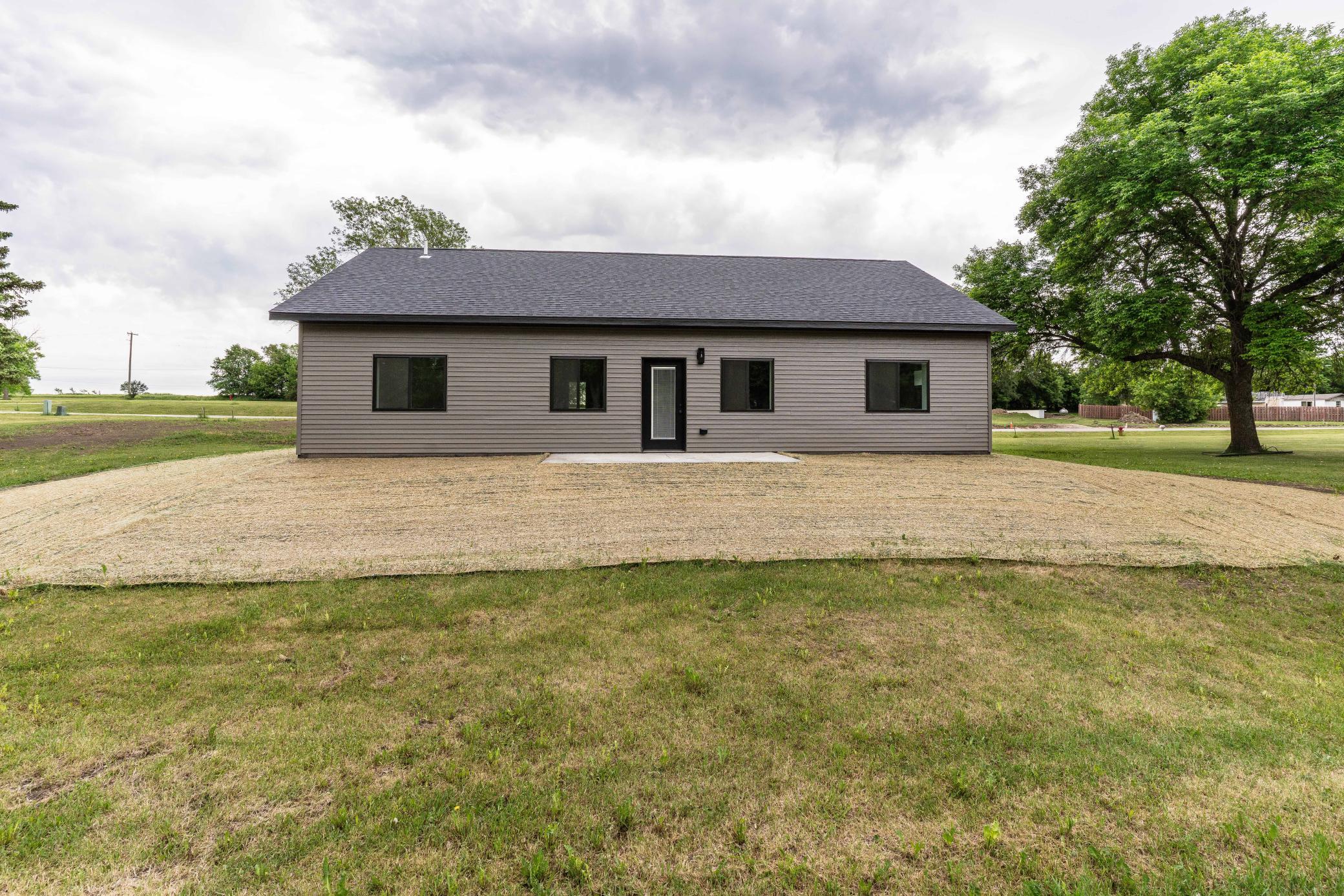 313 1st Street NE, Rothsay MN 56579 - Photo 3 of 32