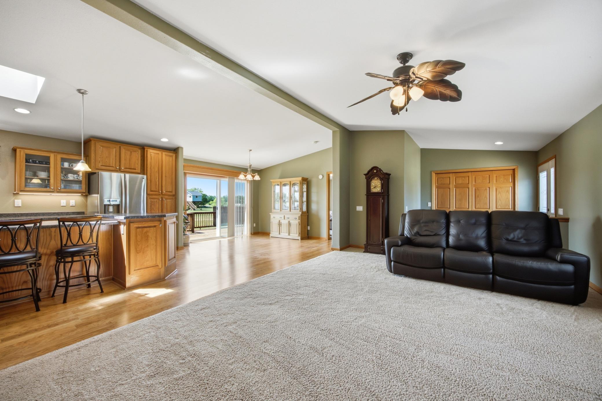 2010 single family home for sale at 20371 180th Avenue N in Ulen, MN — 5 bed, 3 bath (photo 16 of 52)