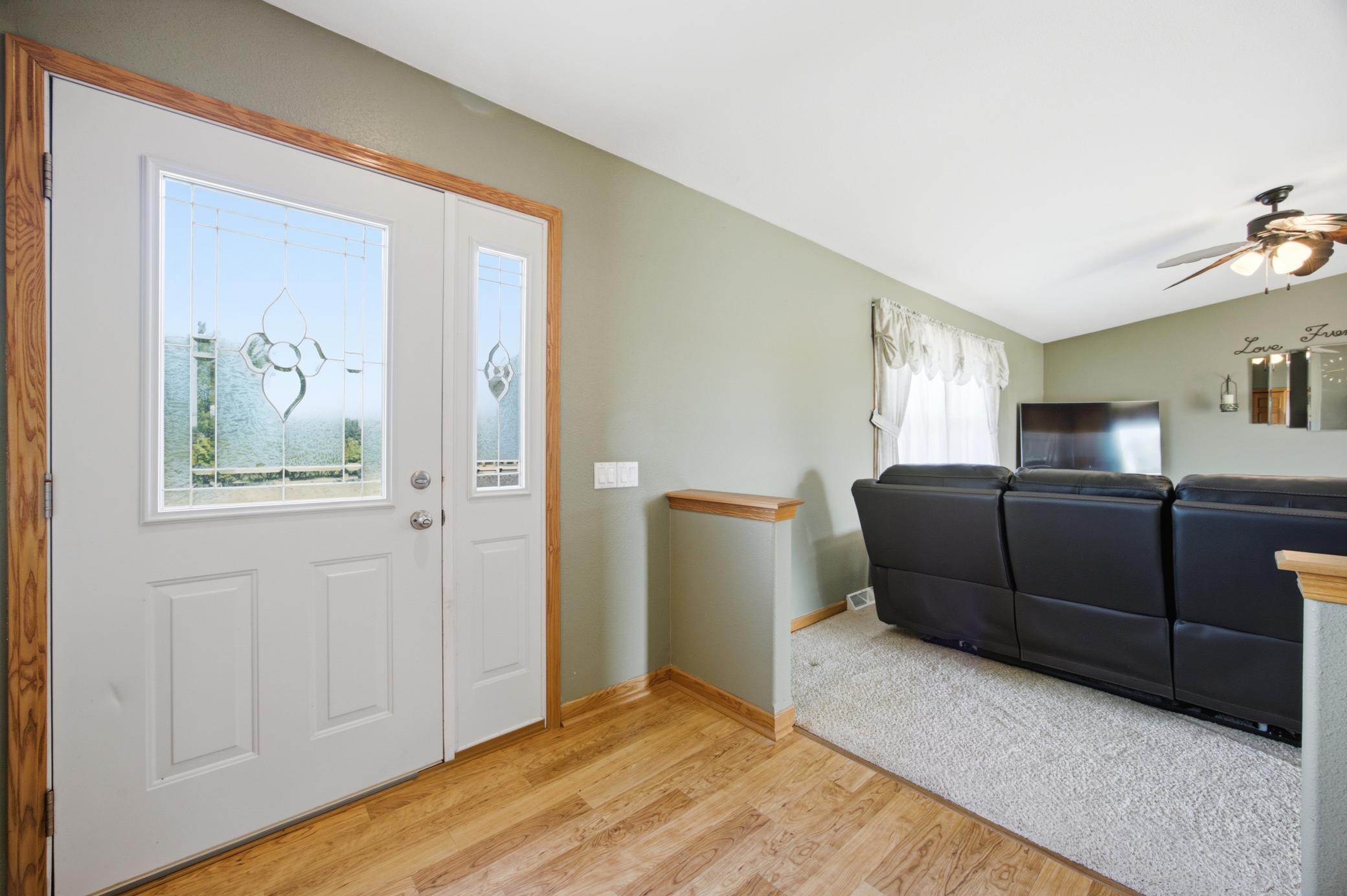 2010 single family home for sale at 20371 180th Avenue N in Ulen, MN — 5 bed, 3 bath (photo 17 of 52)
